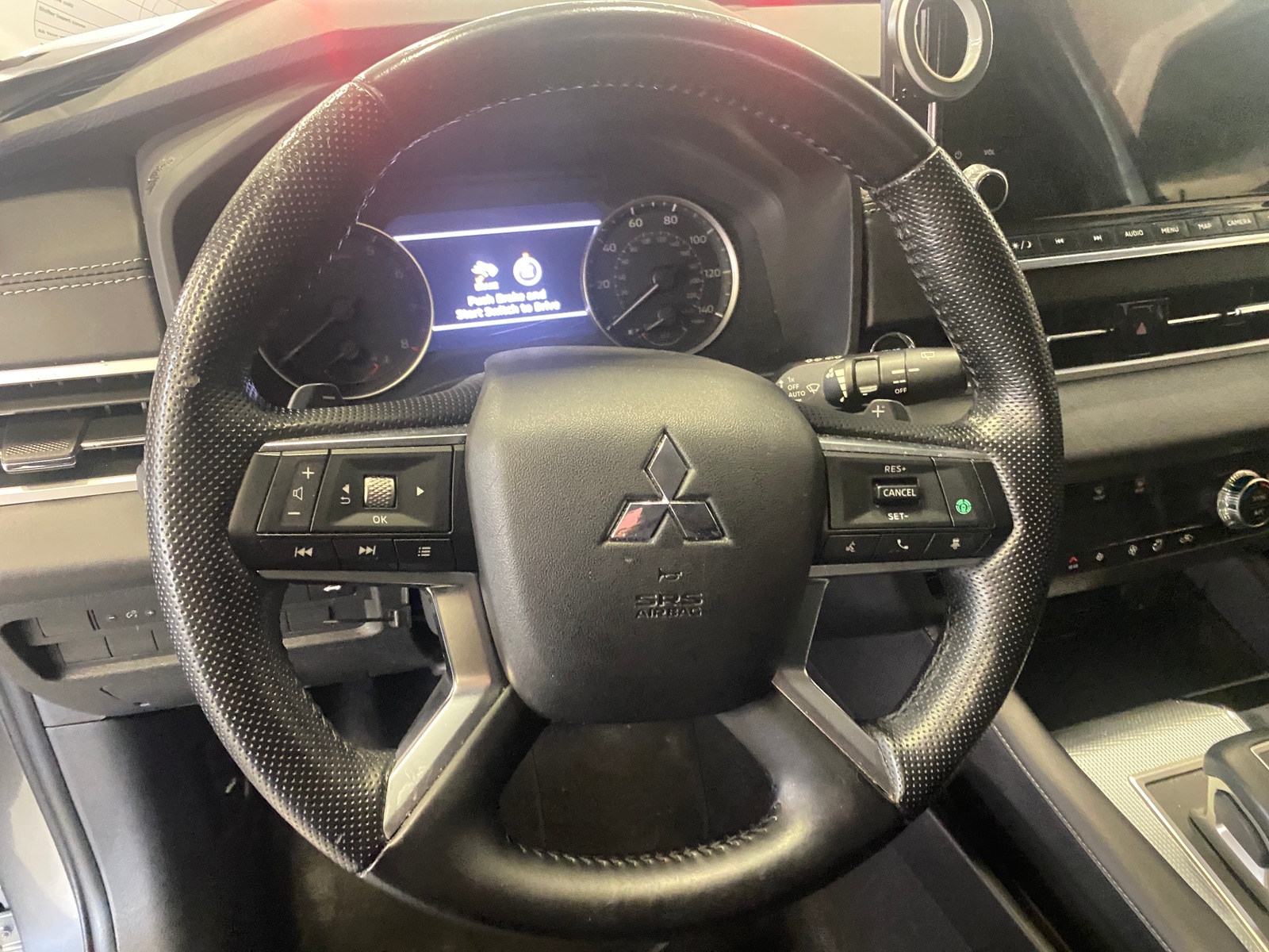 Thumbnail: 2022 Mitsubishi Outlander - 4