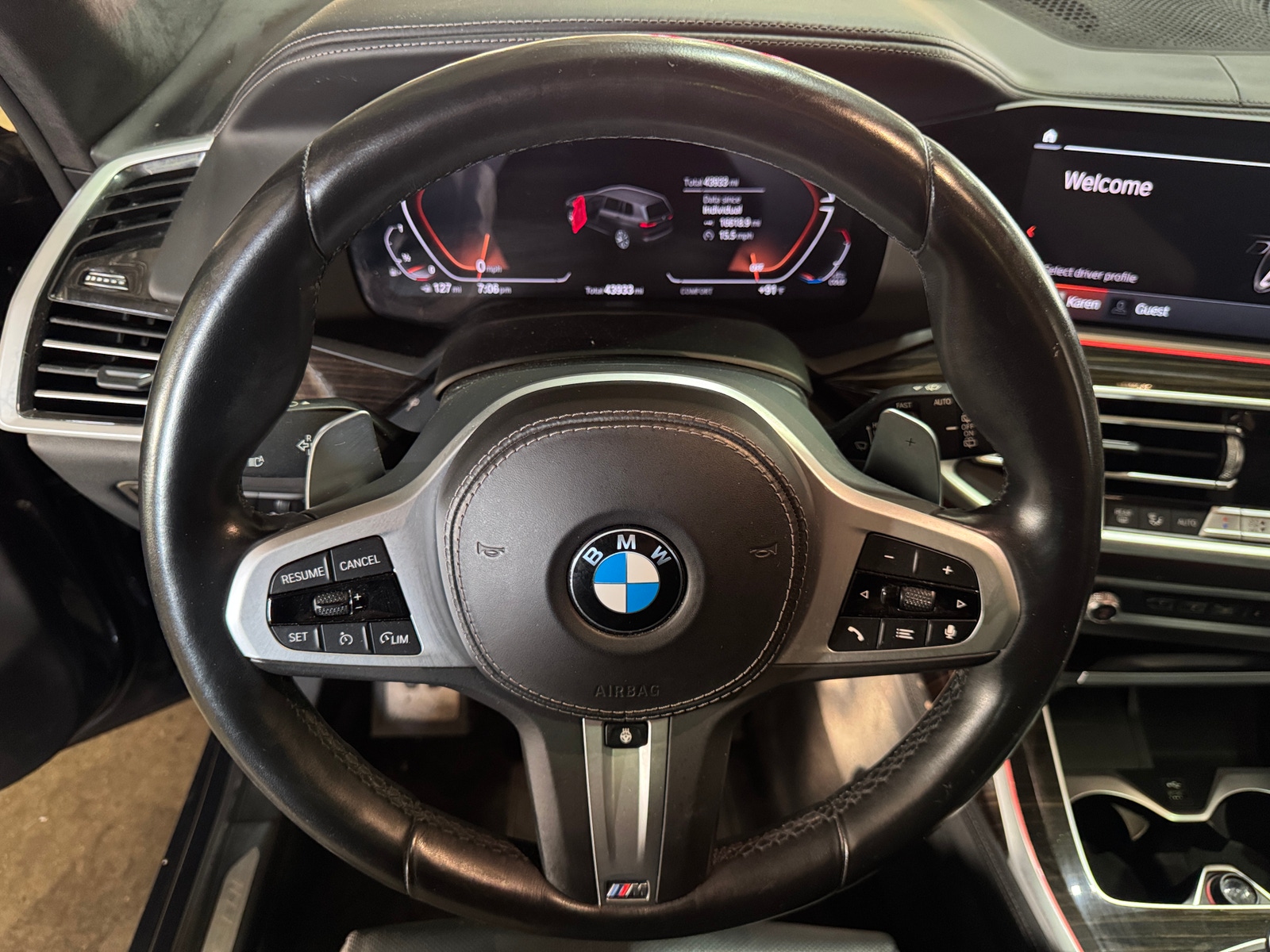 Thumbnail: 2021 BMW X7 - 4