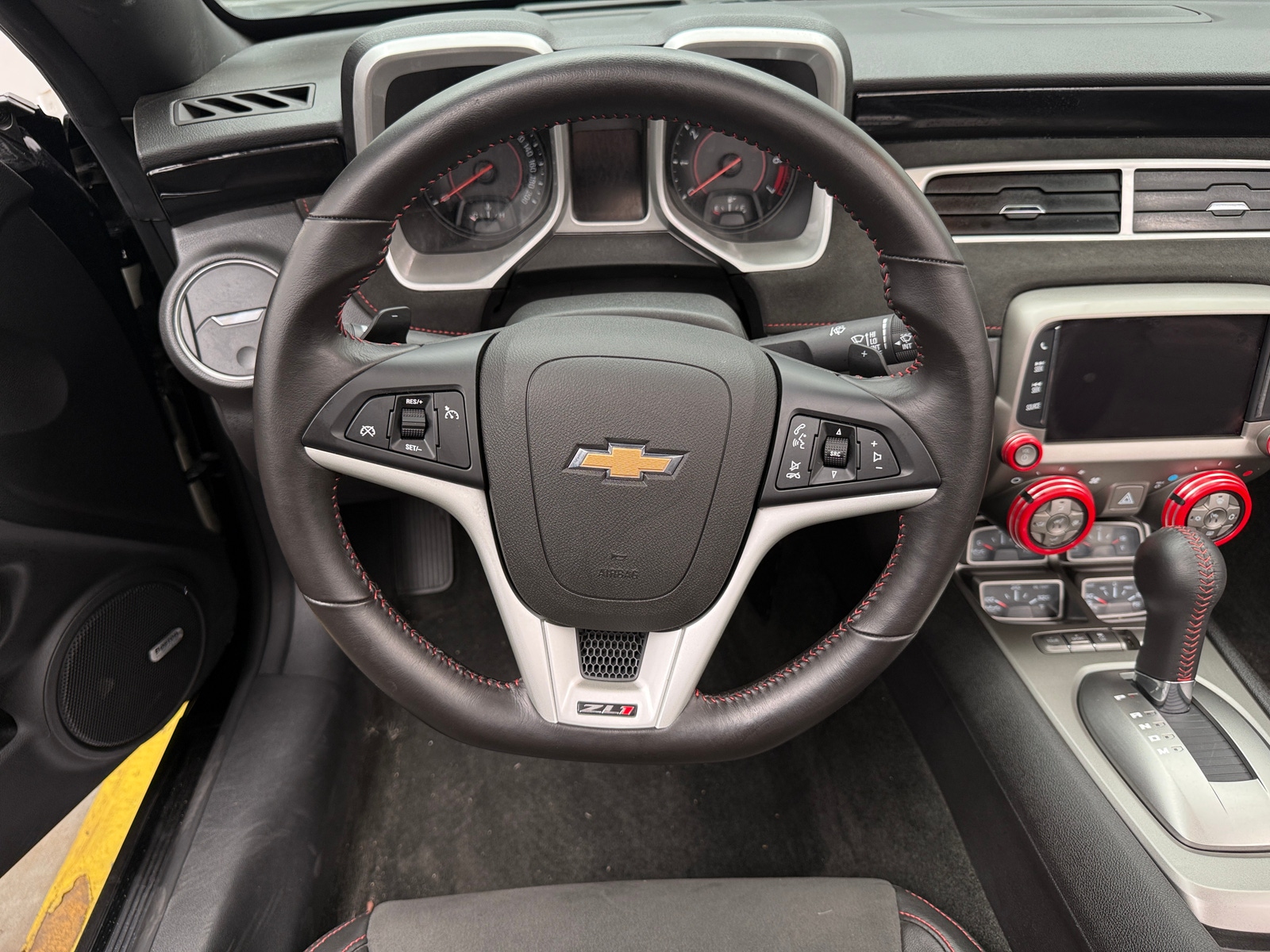 Thumbnail: 2015 Chevrolet Camaro - 4