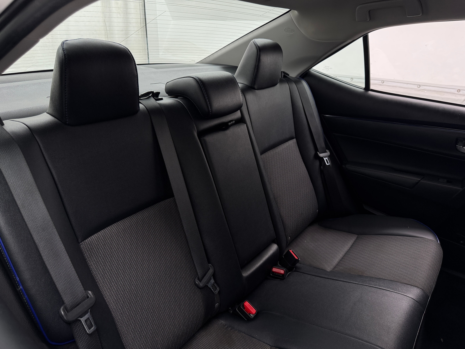 Thumbnail: 2018 Toyota Corolla - 6