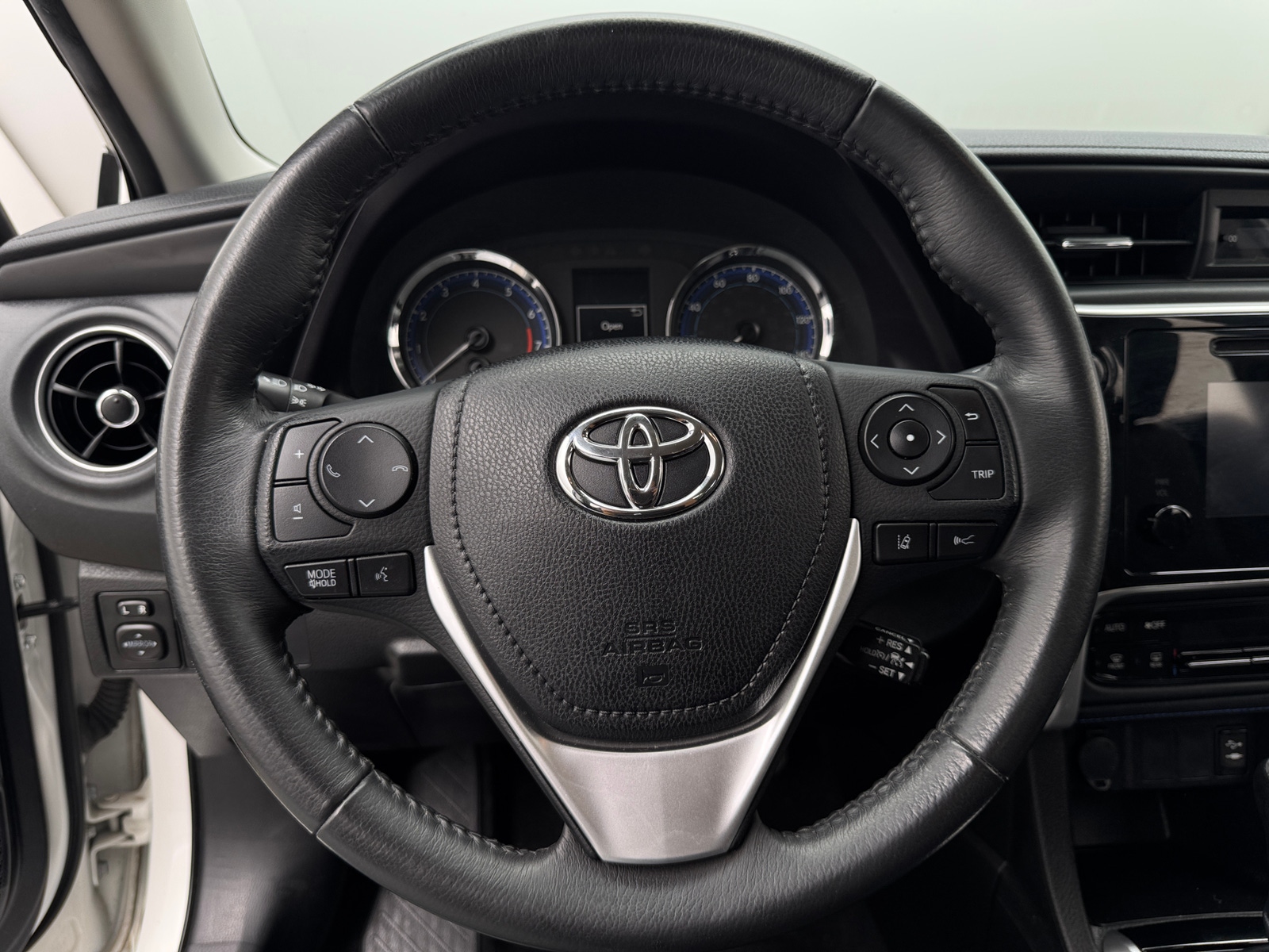Thumbnail: 2018 Toyota Corolla - 5