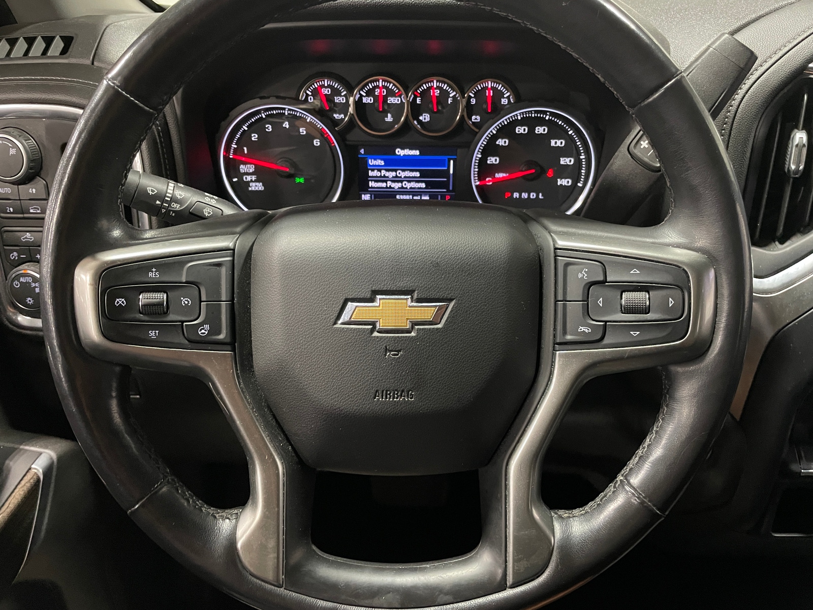 Thumbnail: 2019 Chevrolet Silverado 1500 - 5