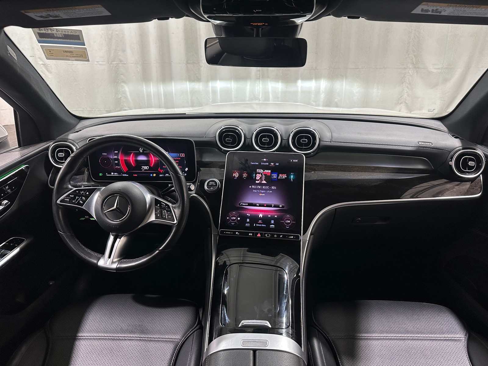 Thumbnail: 2024 Mercedes-Benz GLC - 2