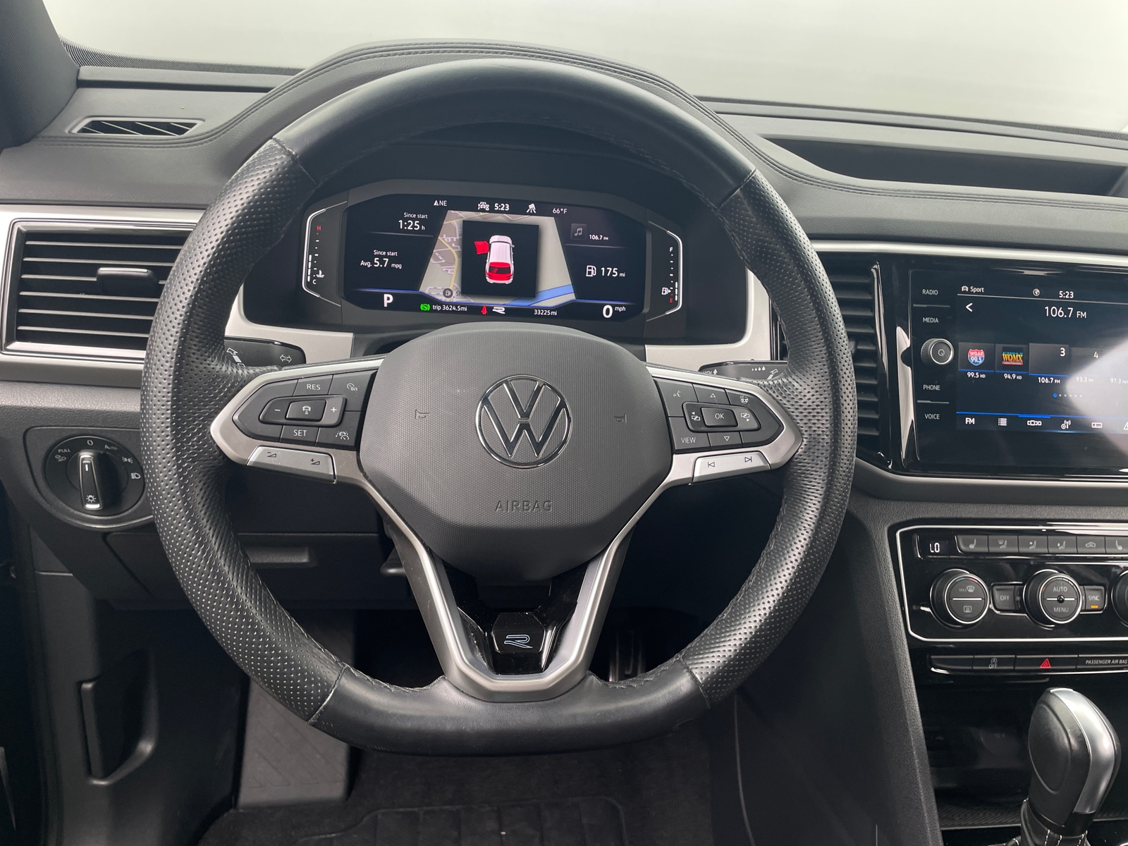 Thumbnail: 2023 Volkswagen Atlas - 4