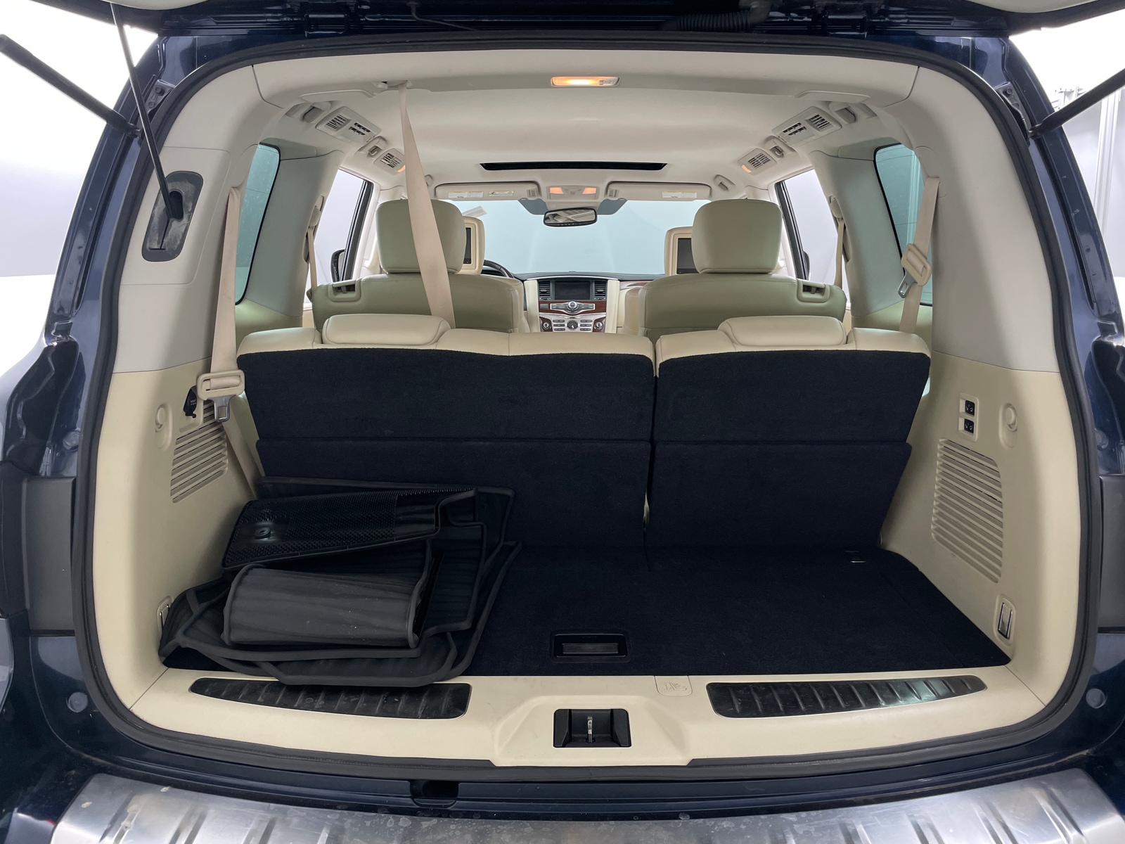 Thumbnail: 2018 INFINITI QX80 - 6