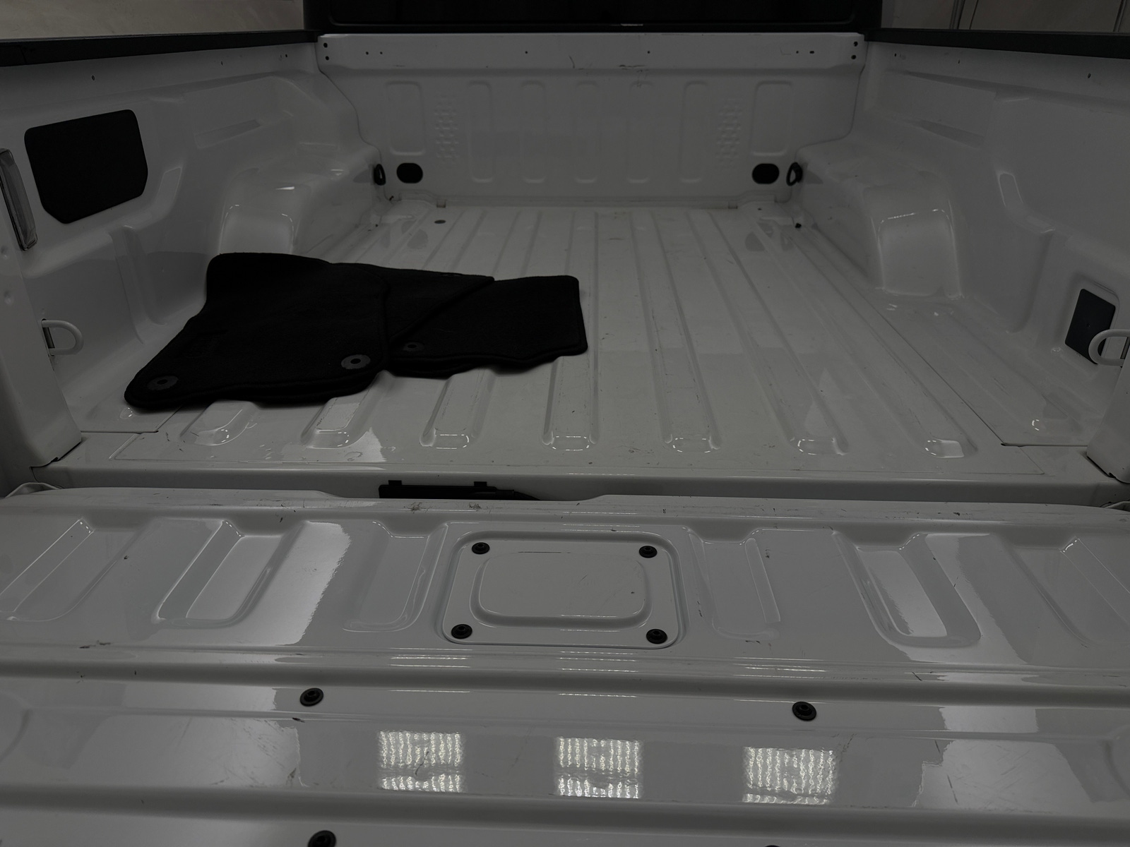 Thumbnail: 2026 Jeep Gladiator - 7