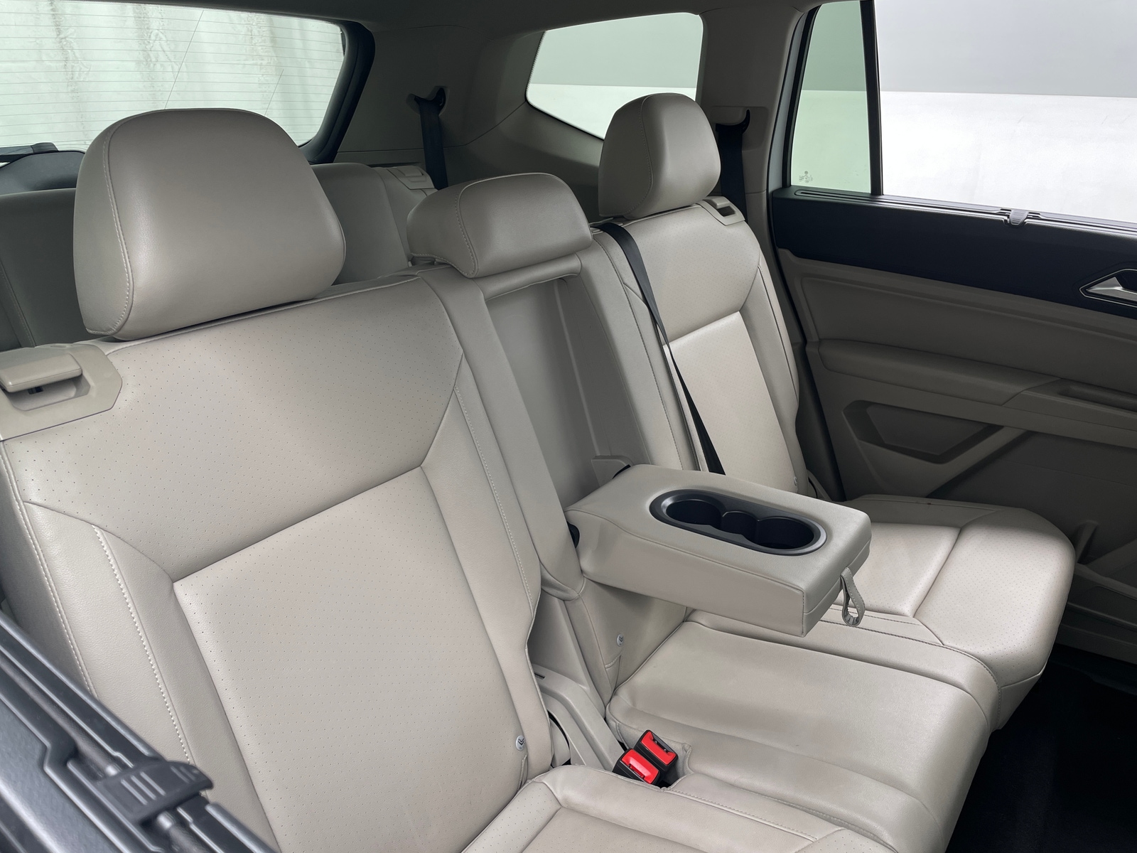 Thumbnail: 2018 Volkswagen Atlas - 5