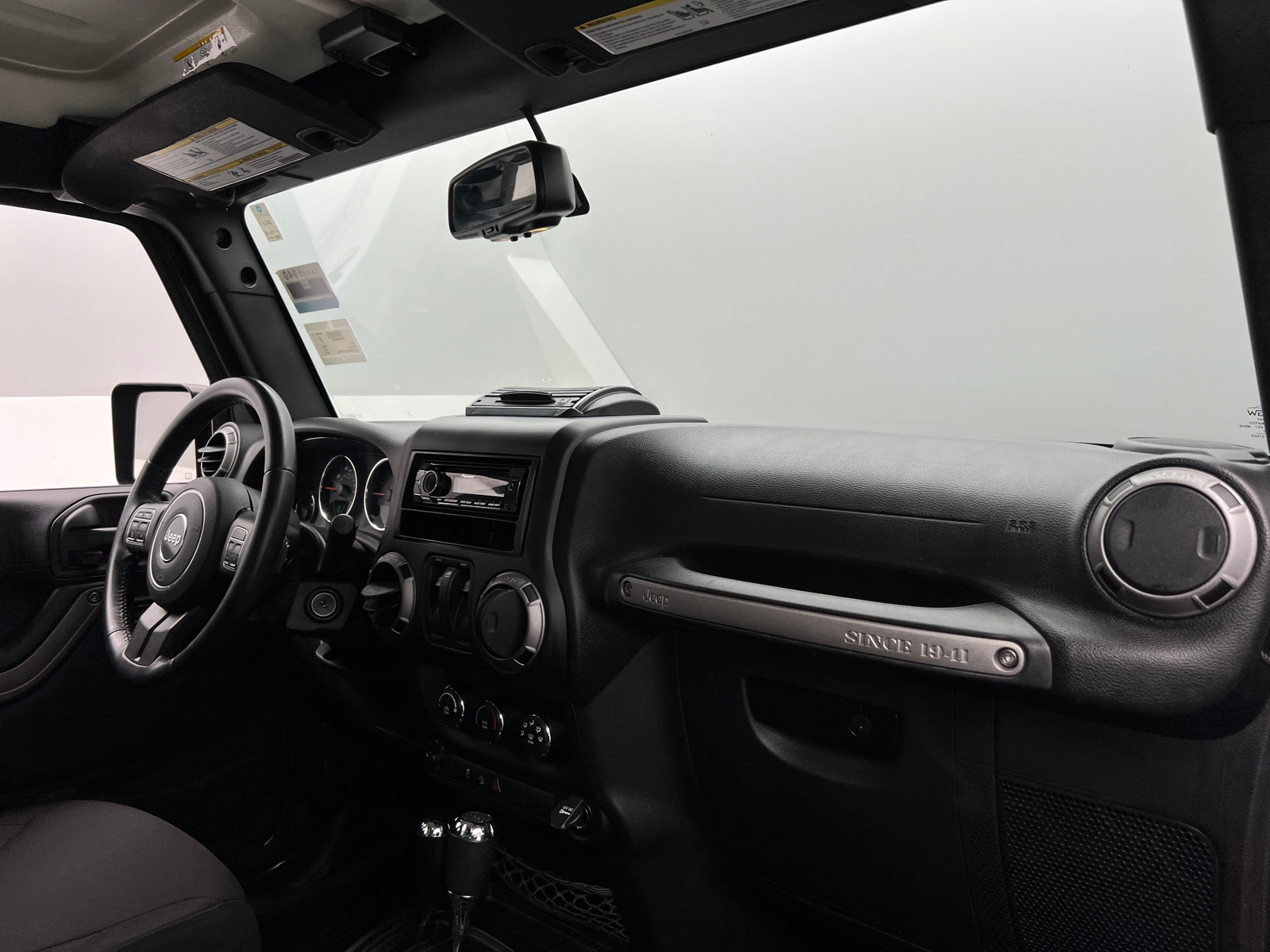 Thumbnail: 2016 Jeep Wrangler - 3