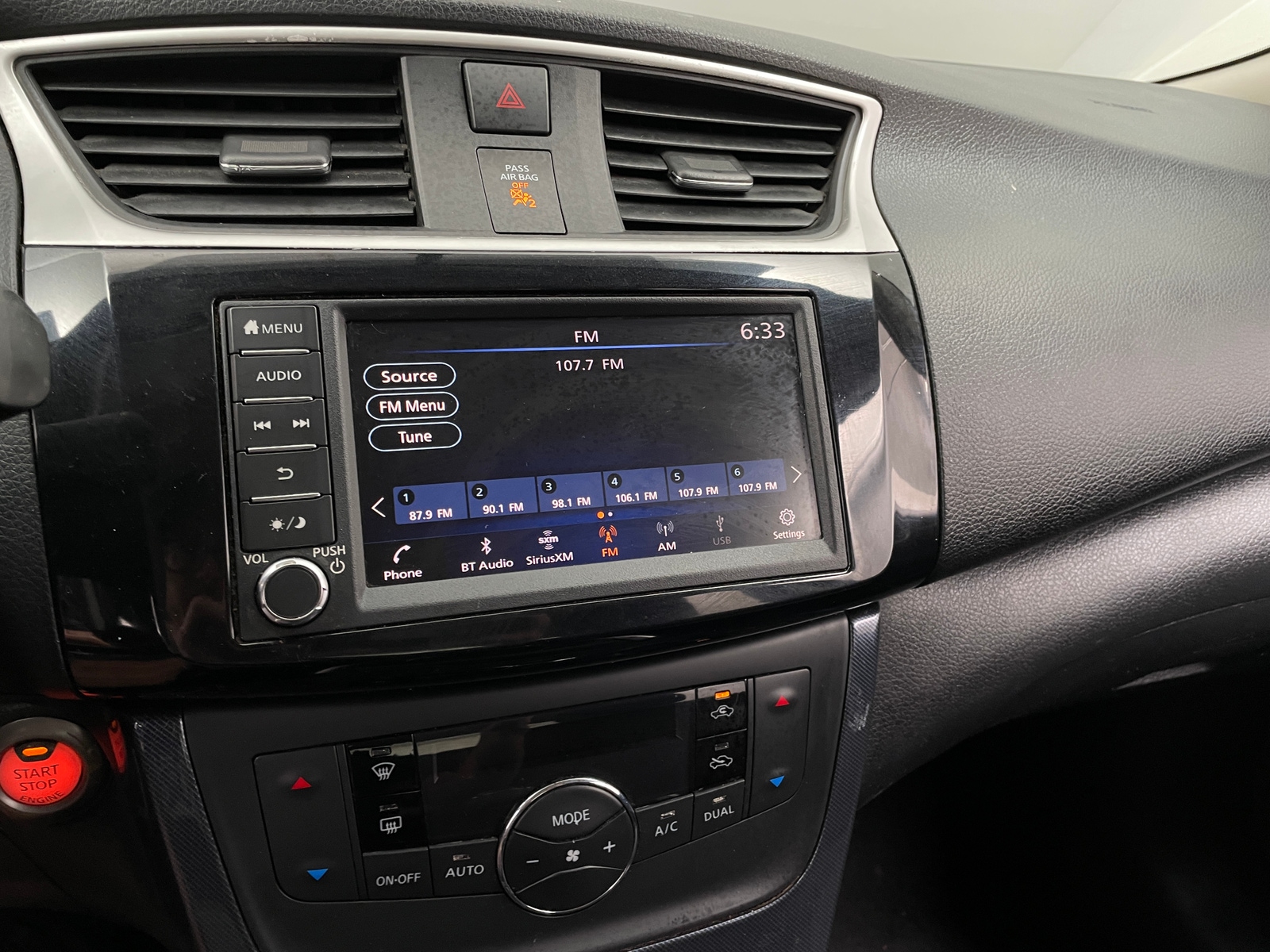 Thumbnail: 2019 Nissan Sentra - 4