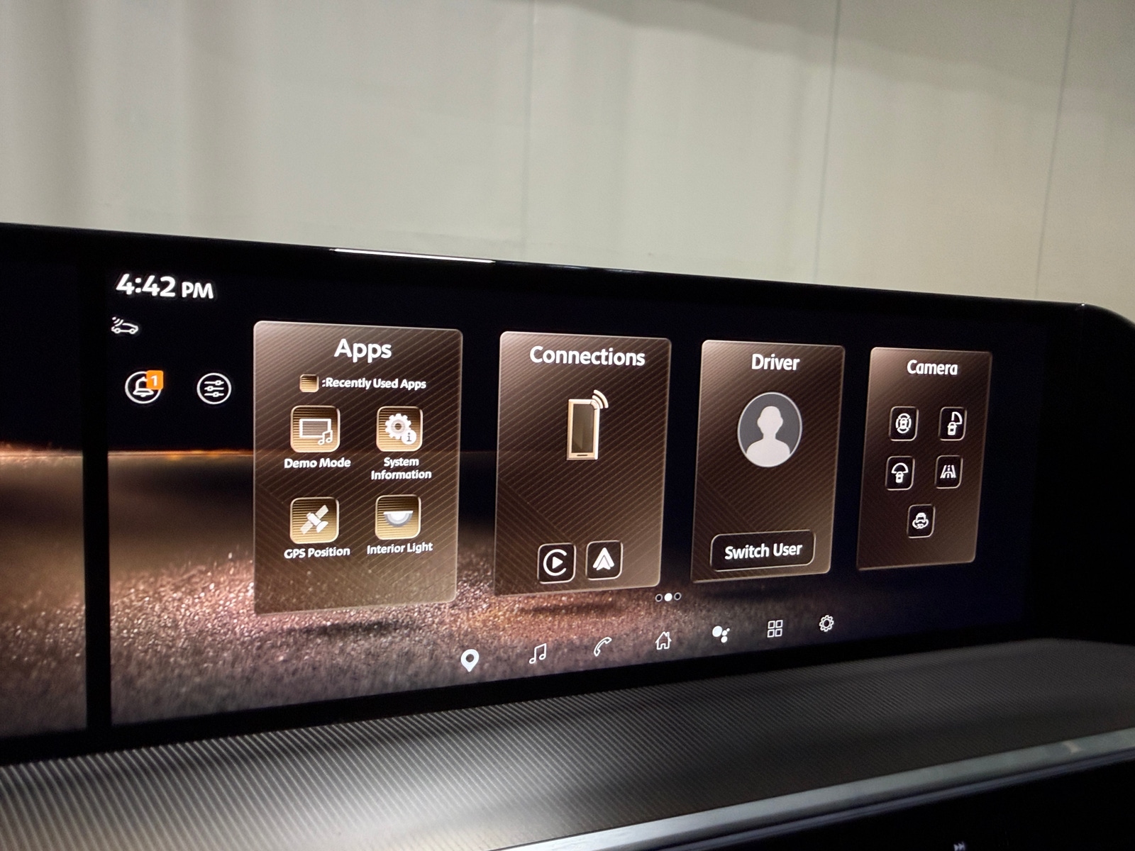 Thumbnail: 2025 INFINITI QX80 - 3