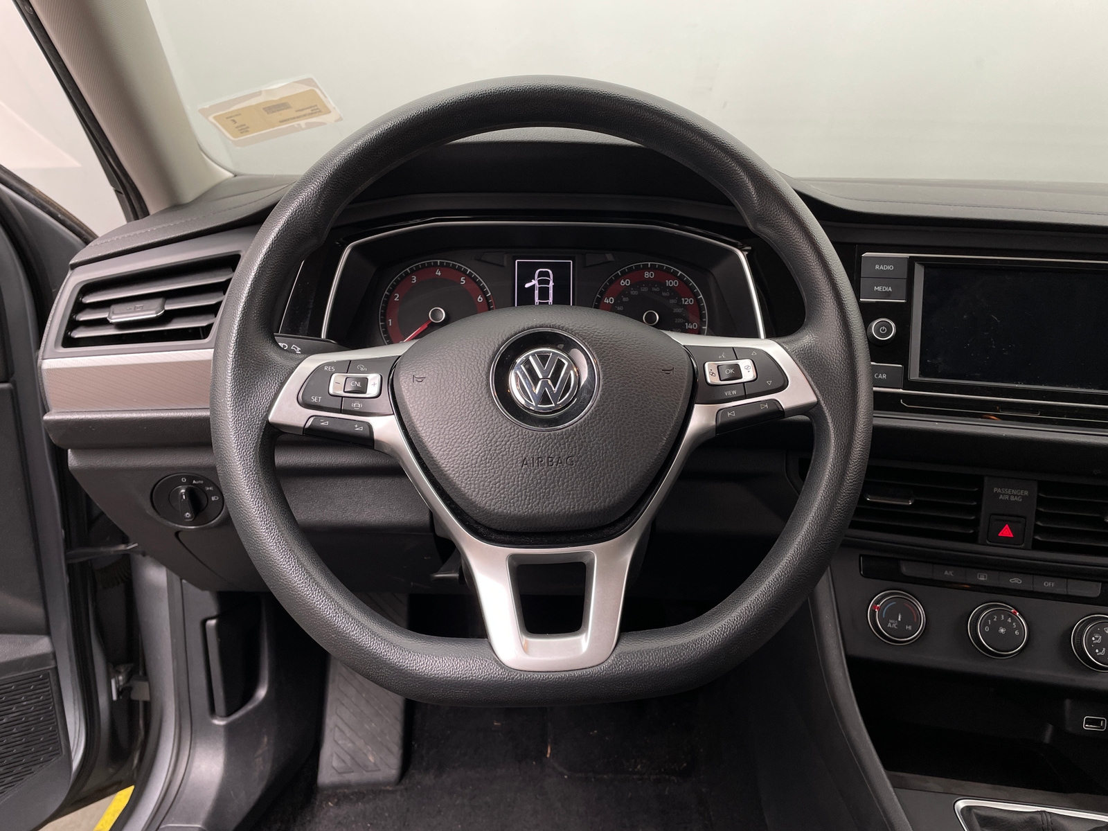 Thumbnail: 2019 Volkswagen Jetta - 5