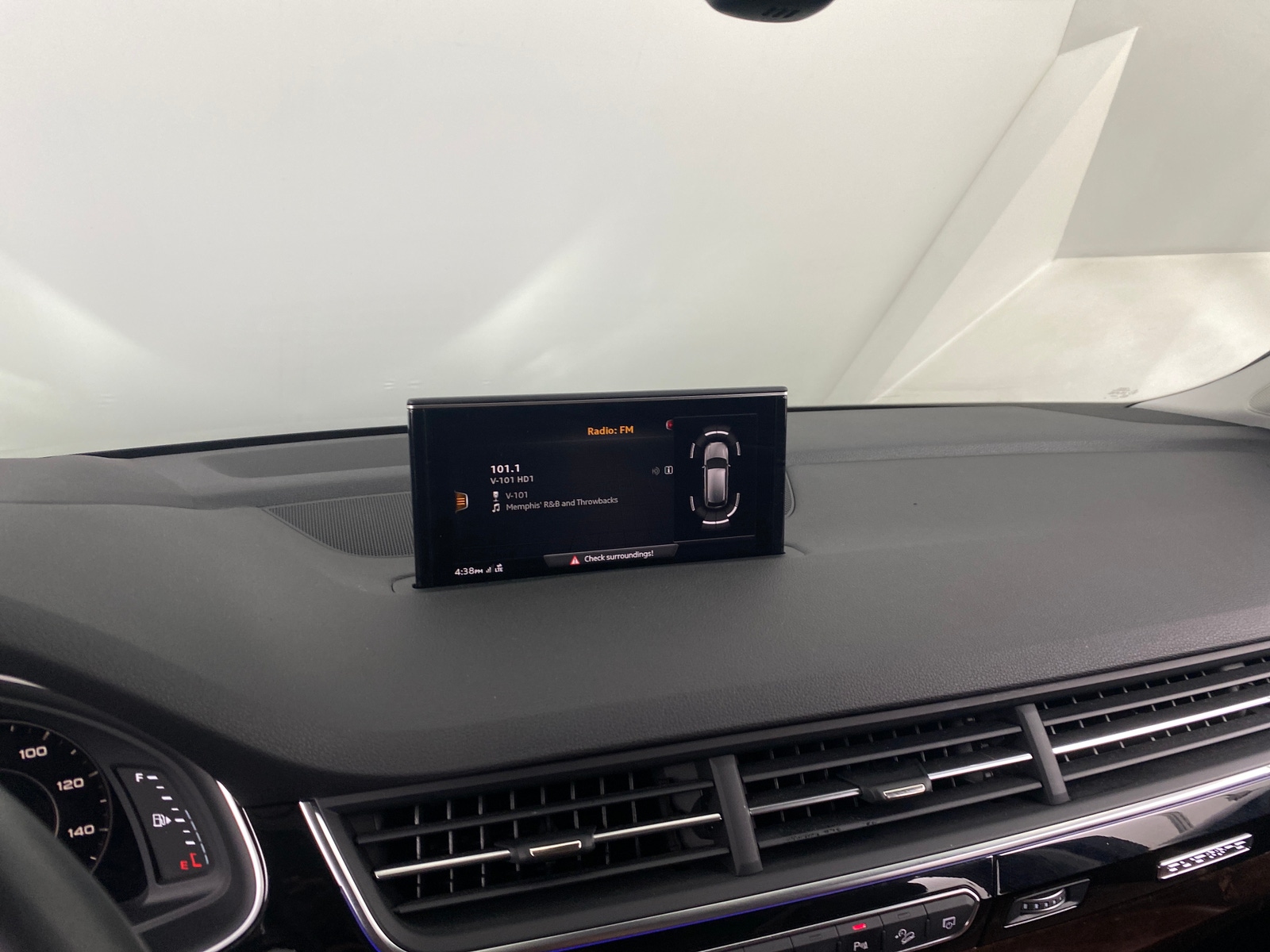 Thumbnail: 2019 Audi Q7 - 3