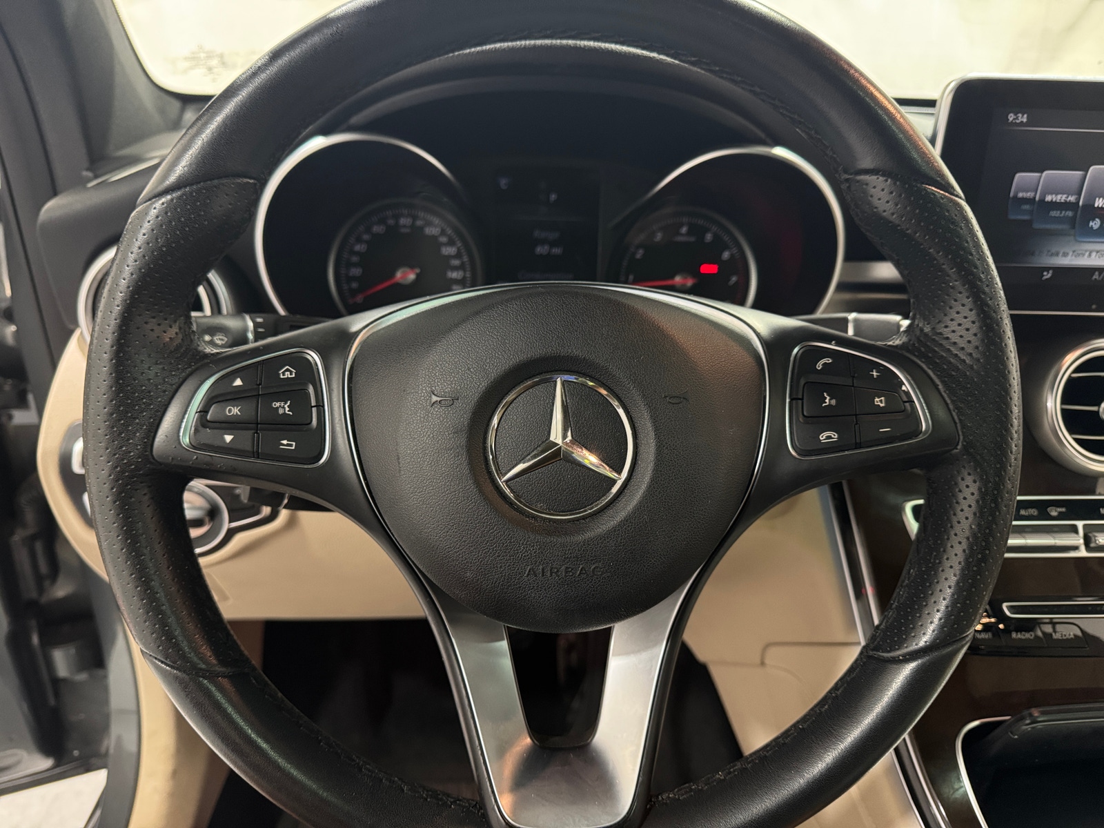 Thumbnail: 2017 Mercedes-Benz GLC - 4