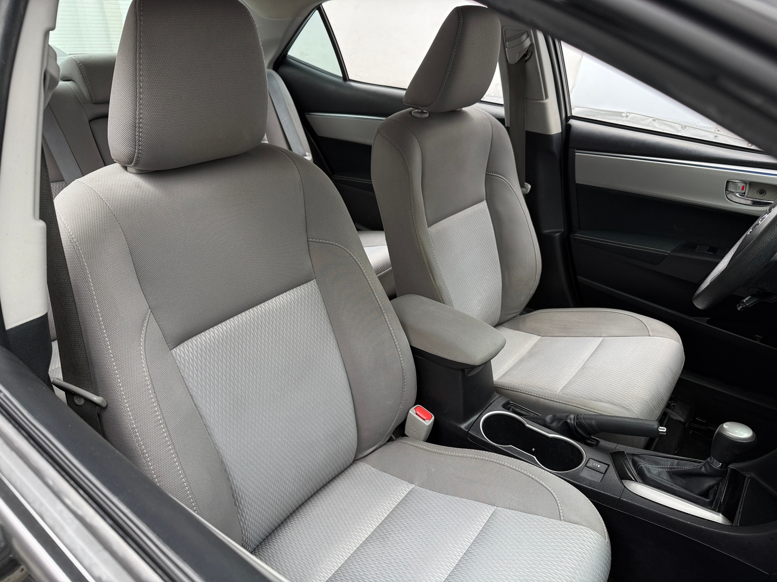 Thumbnail: 2016 Toyota Corolla - 2
