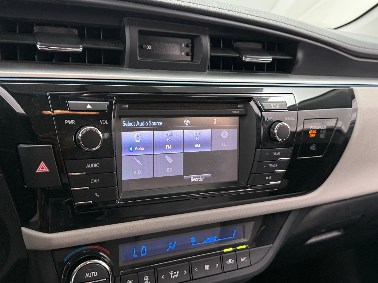 Thumbnail: 2016 Toyota Corolla - 4