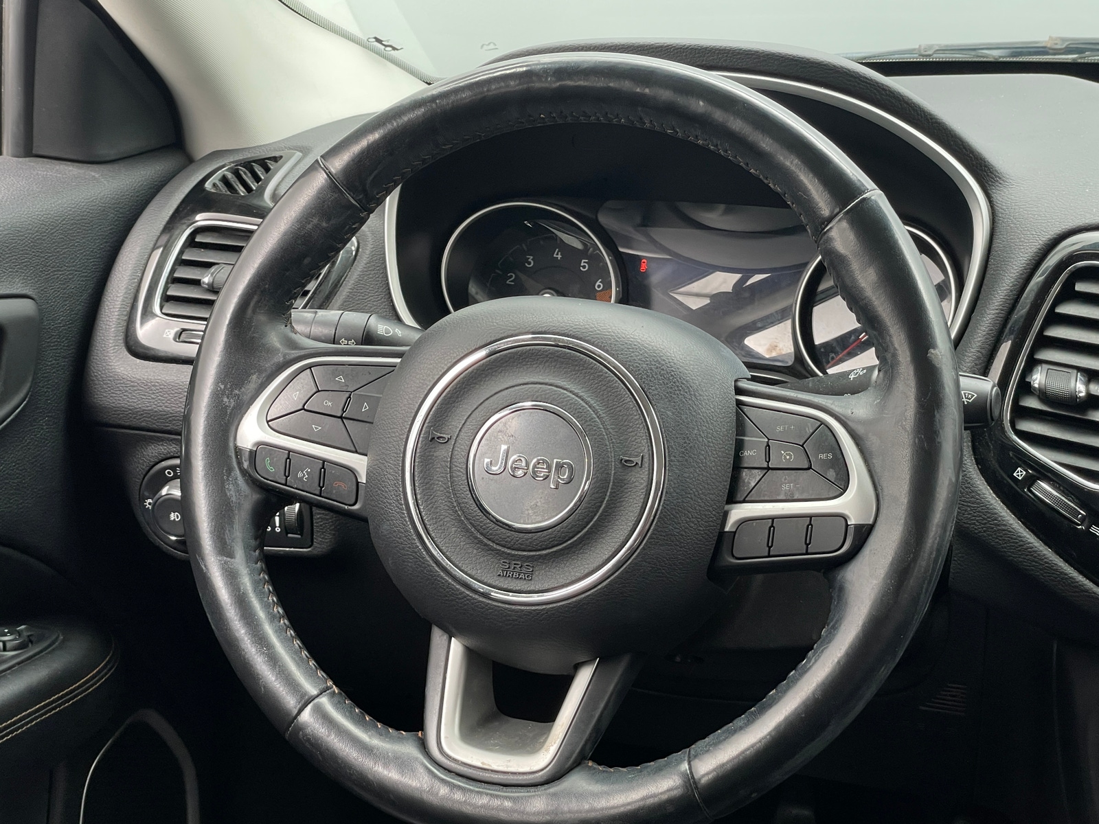 Thumbnail: 2019 Jeep Compass - 4