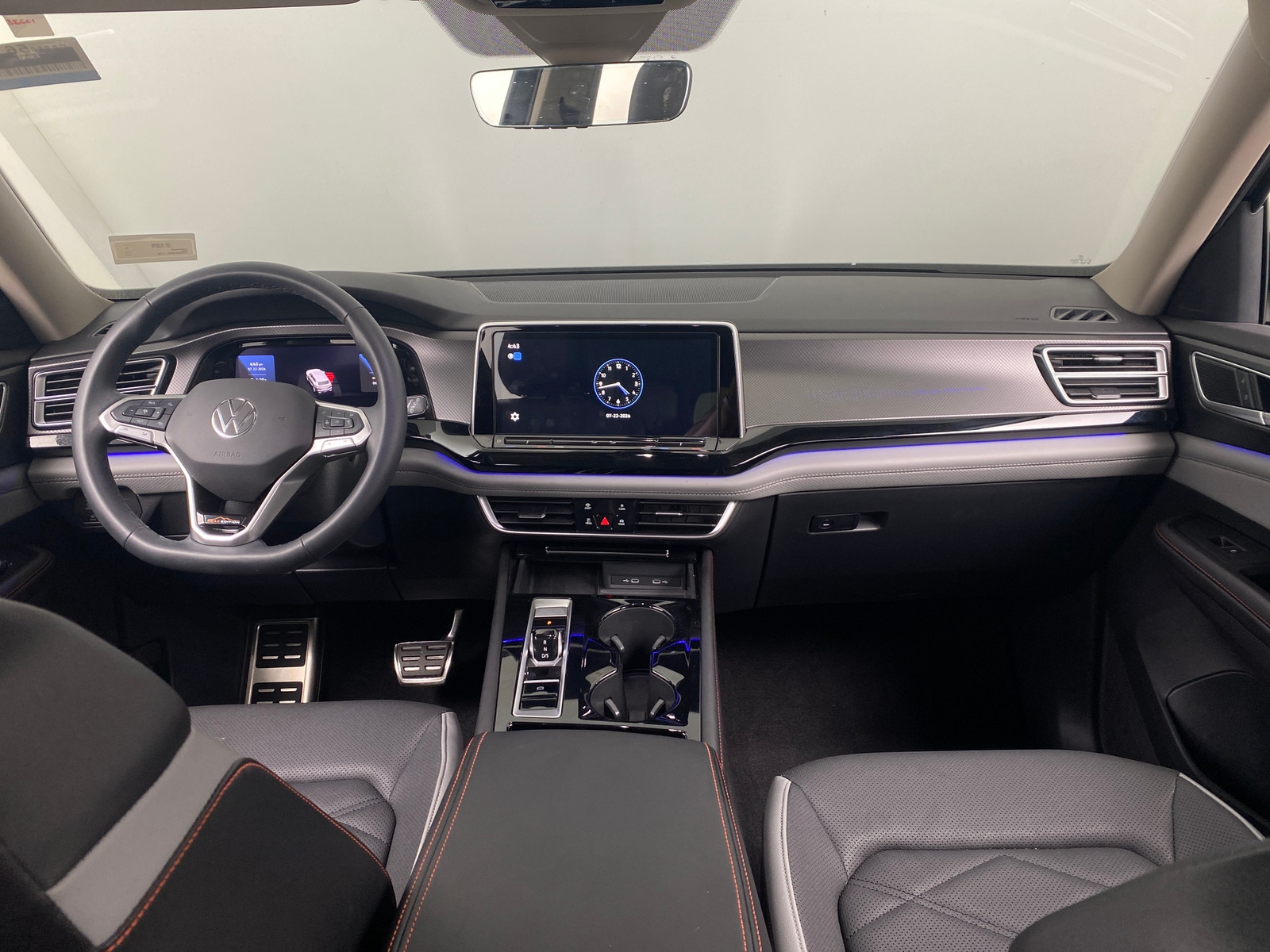 Thumbnail: 2024 Volkswagen Atlas - 2