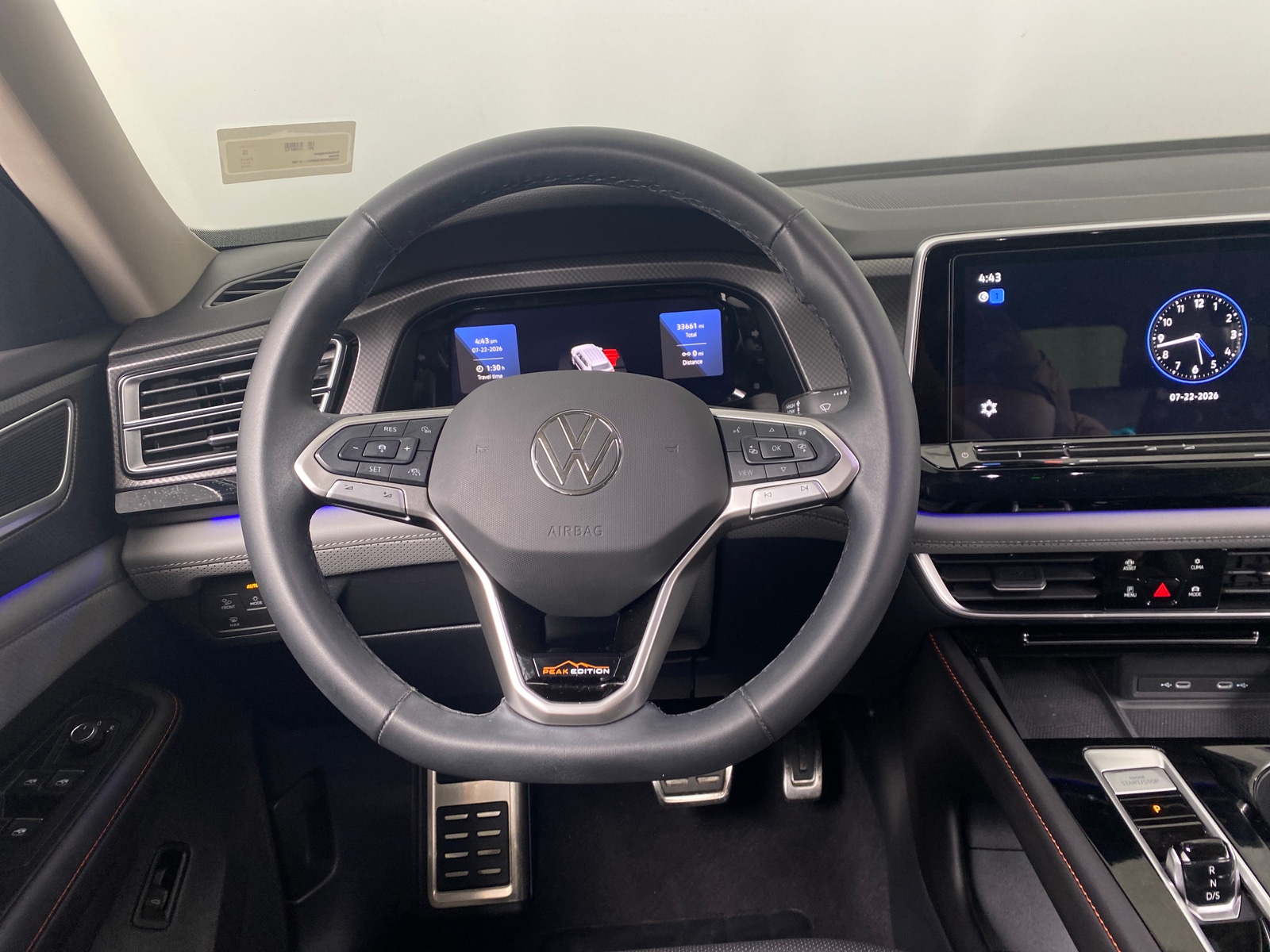 Thumbnail: 2024 Volkswagen Atlas - 4