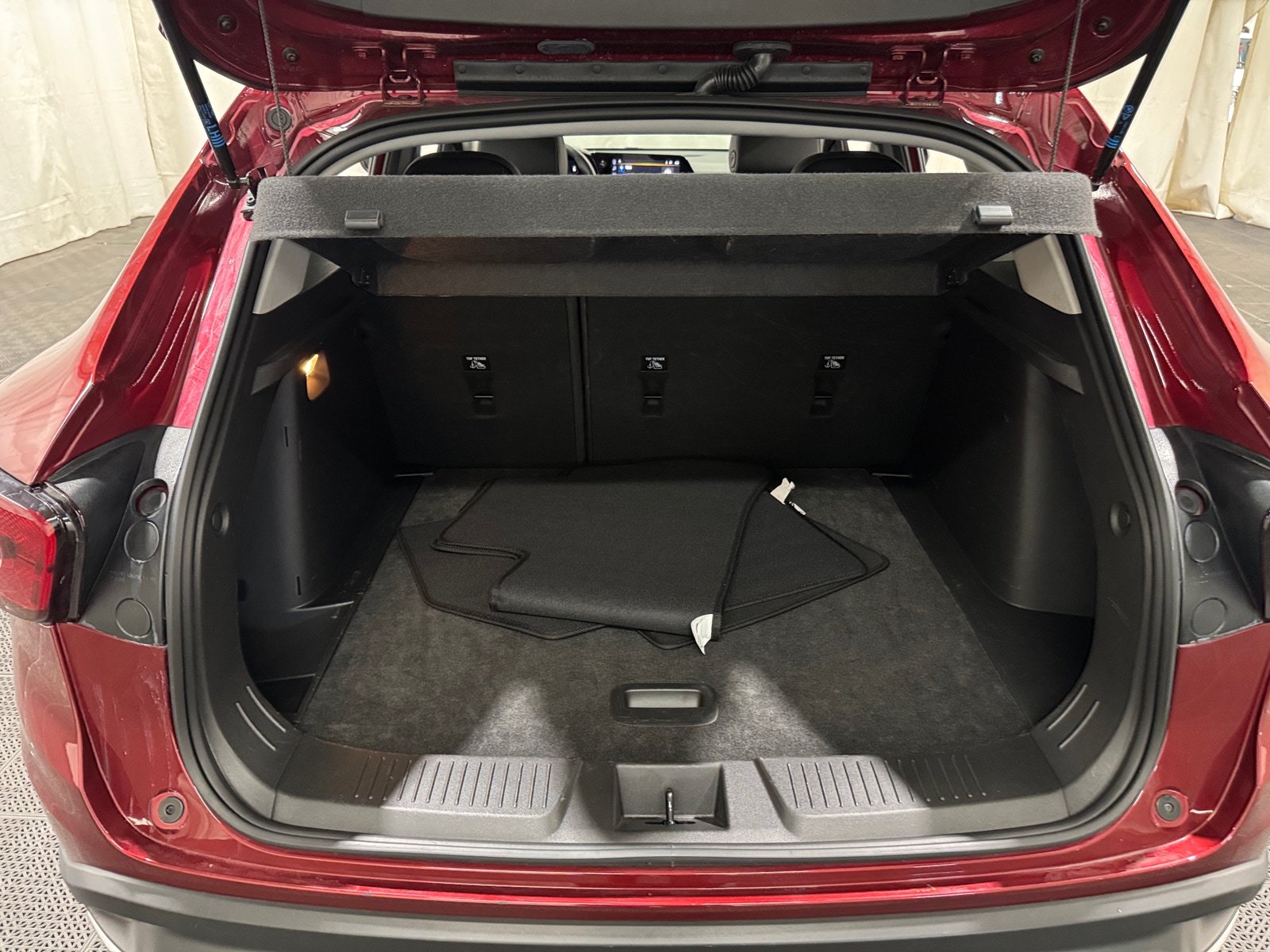 Thumbnail: 2025 Chevrolet Trax - 6