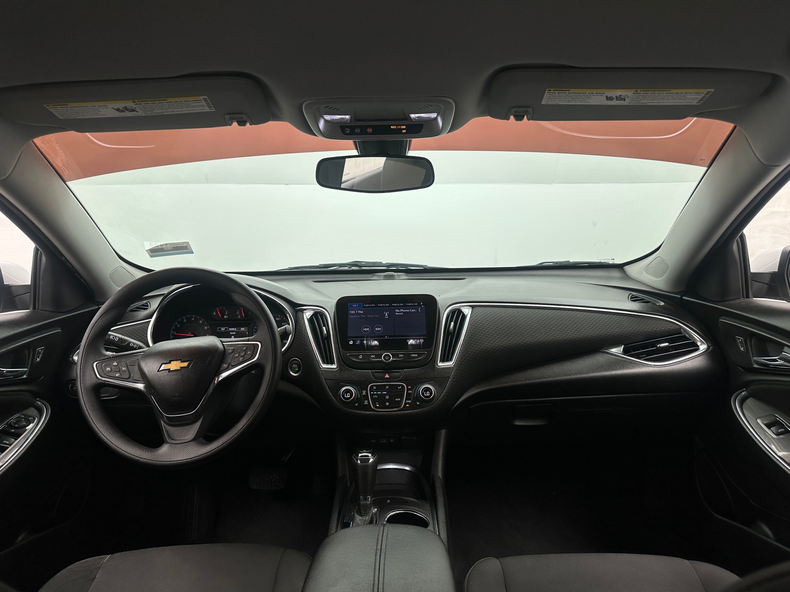 Thumbnail: 2019 Chevrolet Malibu - 3