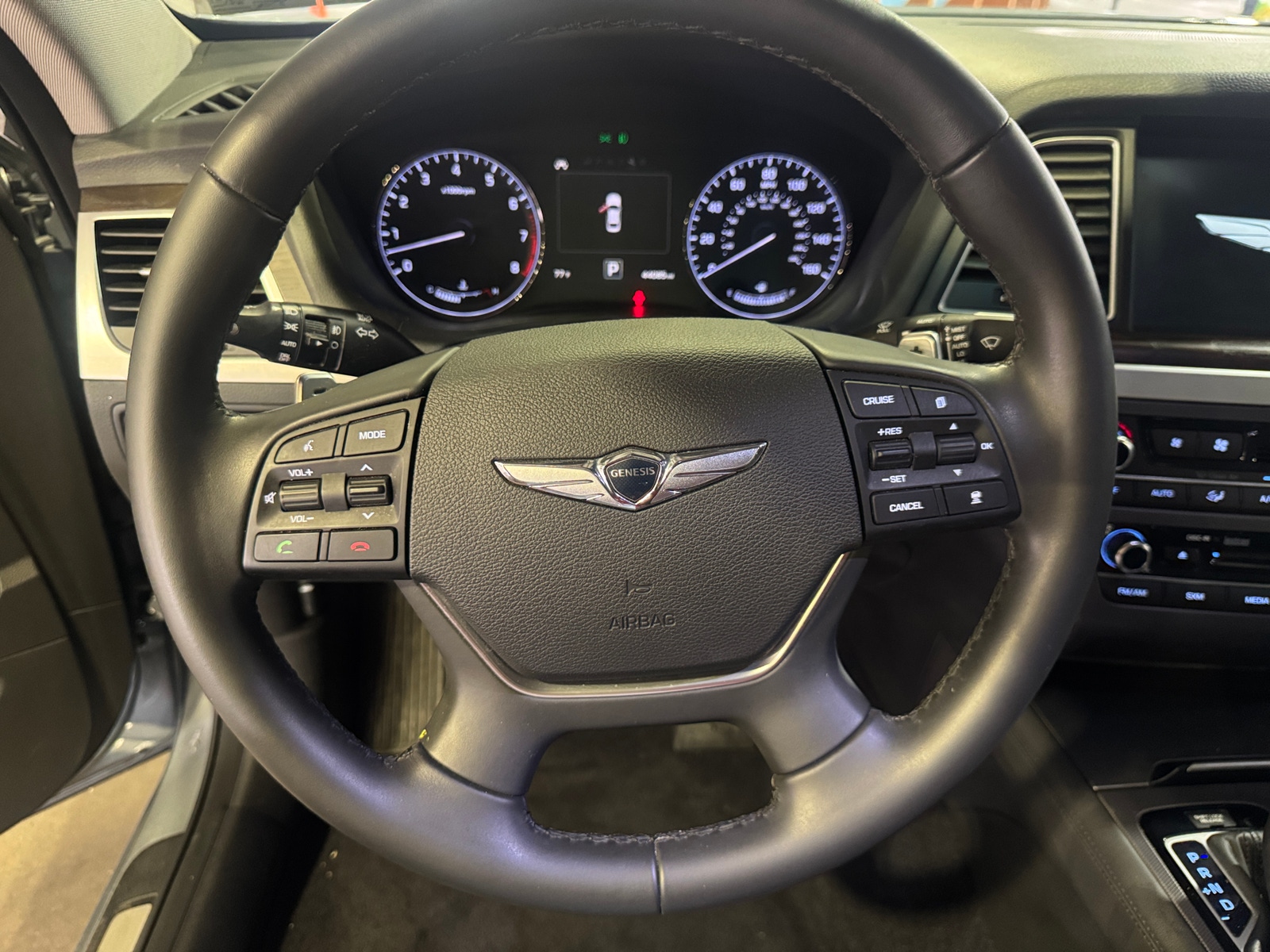 Thumbnail: 2017 Genesis G80 - 4