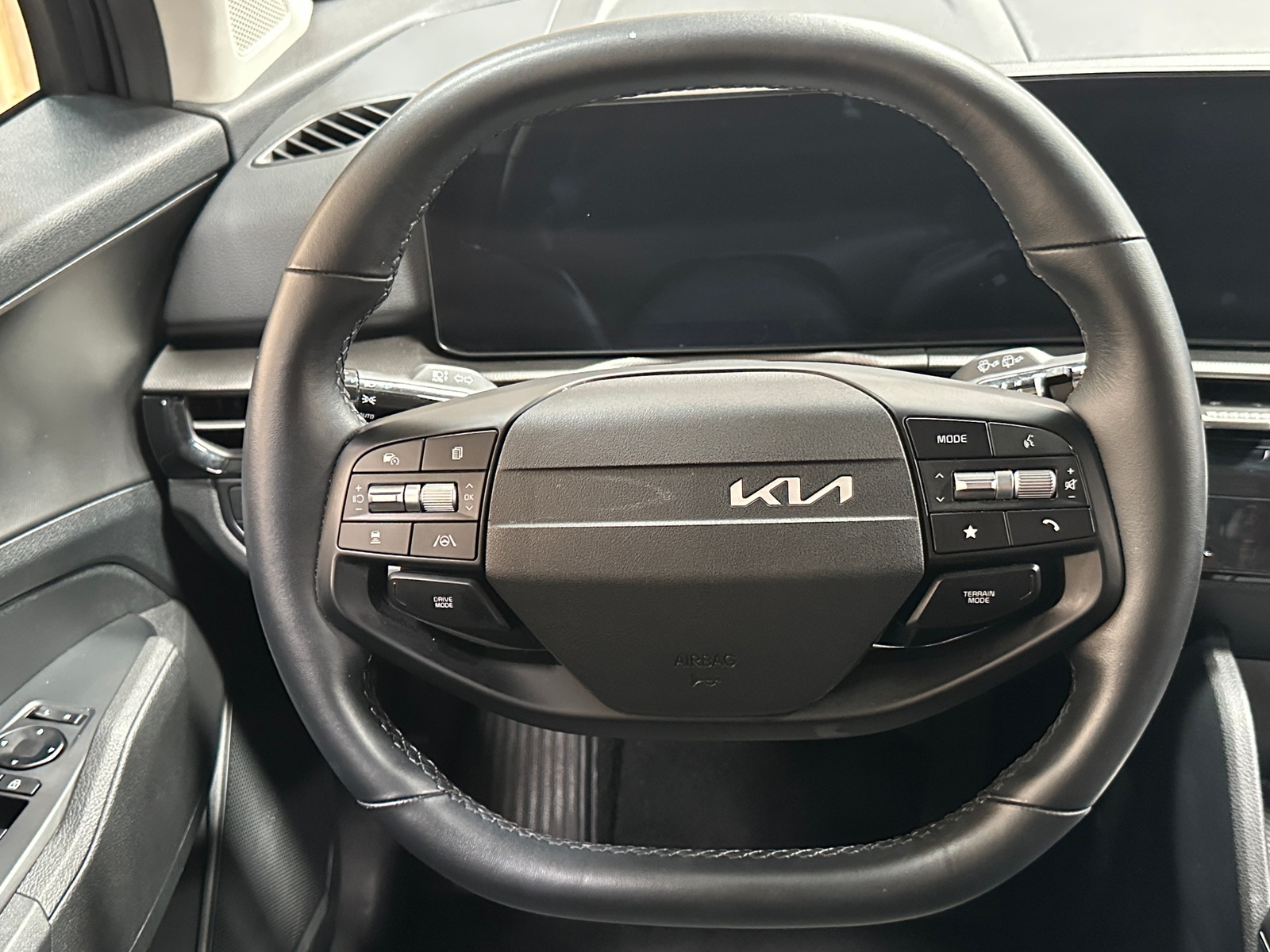 Thumbnail: 2026 Kia Sportage - 5
