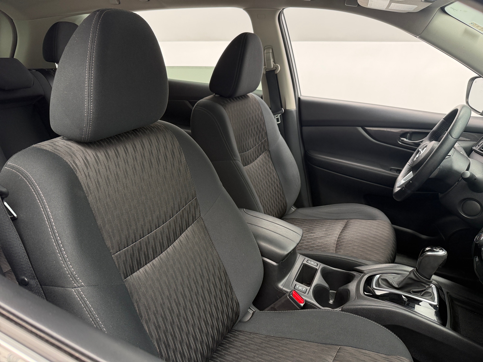 Thumbnail: 2019 Nissan Rogue - 2