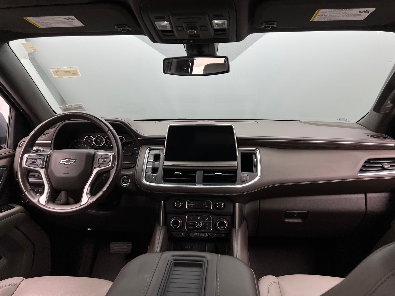 Thumbnail: 2021 Chevrolet Suburban - 3