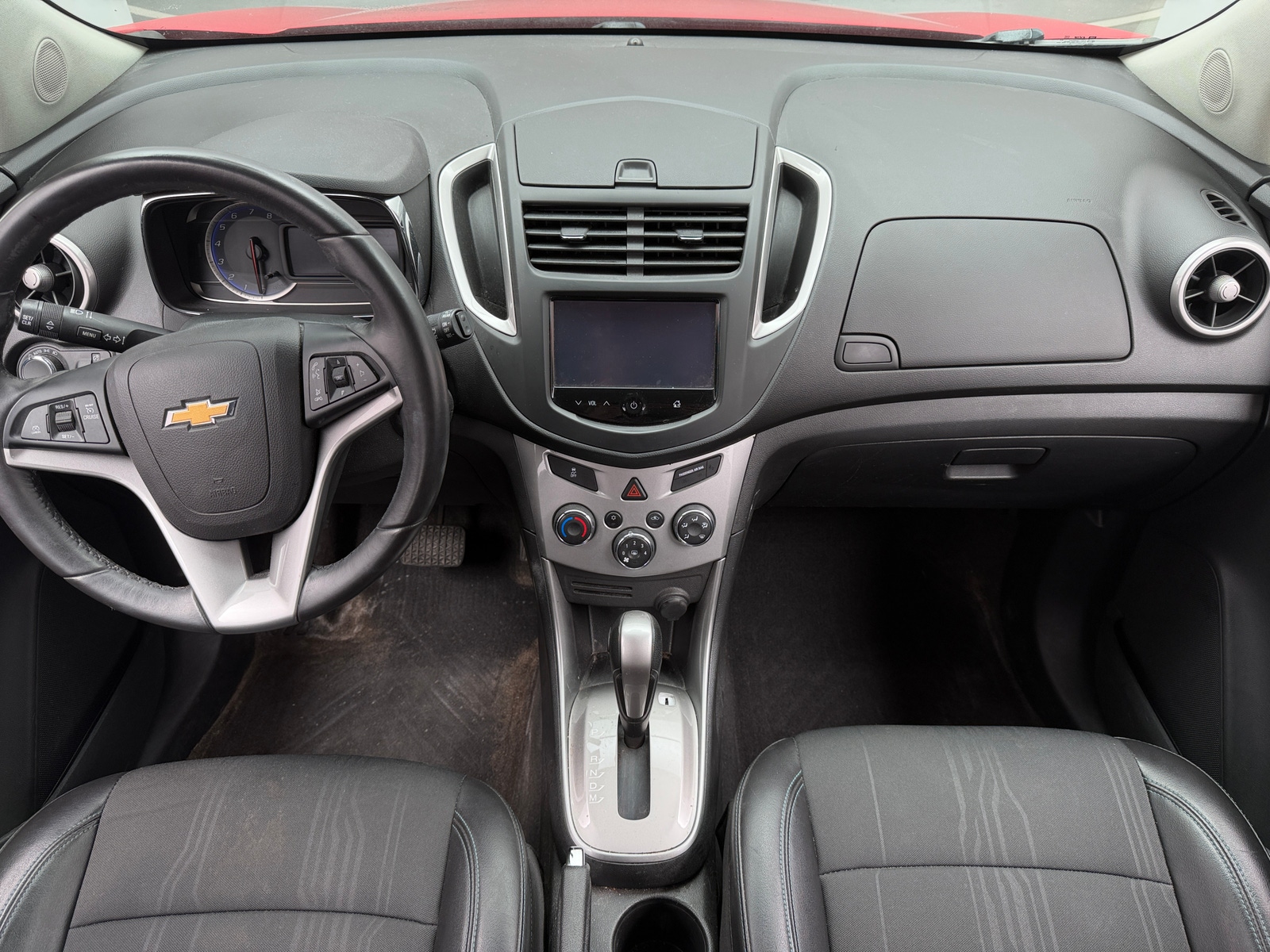 Thumbnail: 2016 Chevrolet Trax - 2