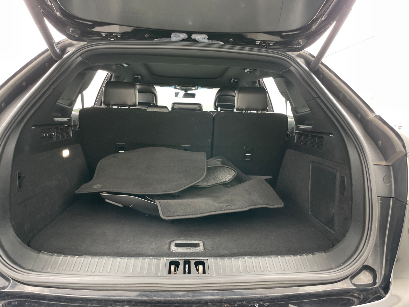 Thumbnail: 2019 Lincoln Nautilus - 6
