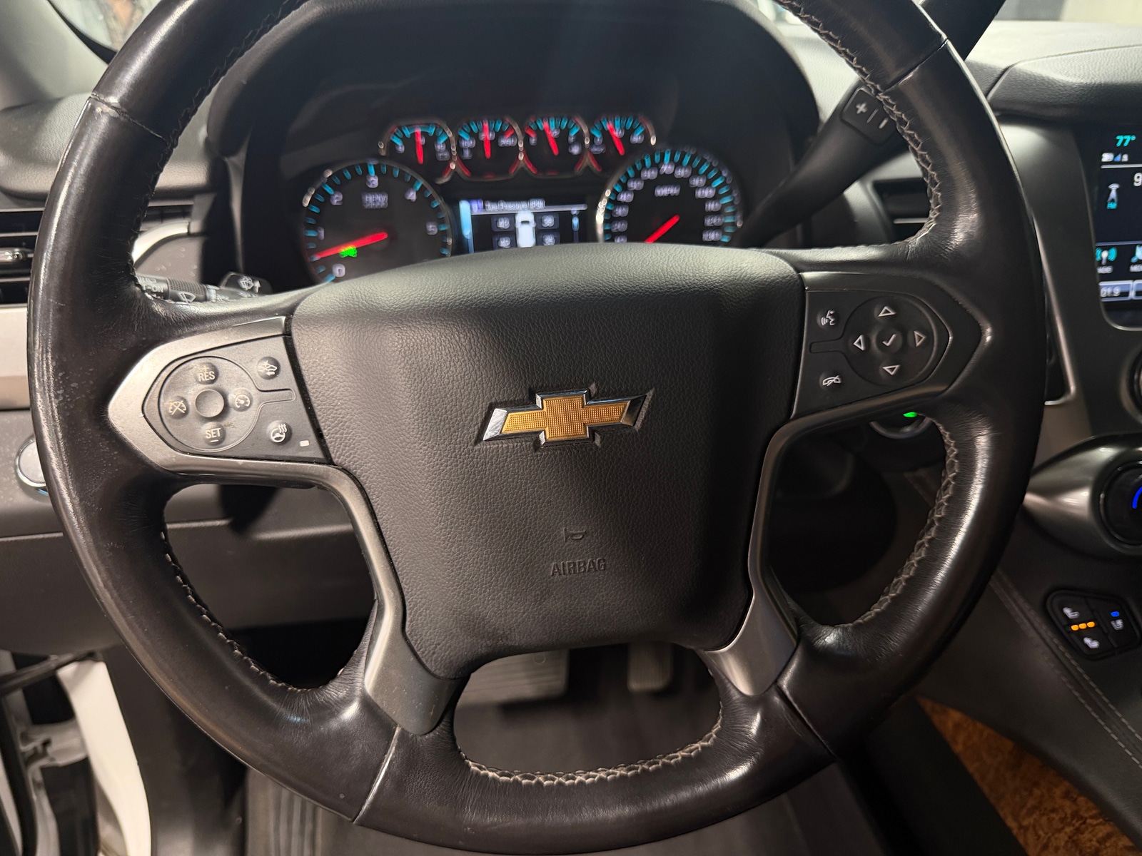 Thumbnail: 2020 Chevrolet Tahoe - 4