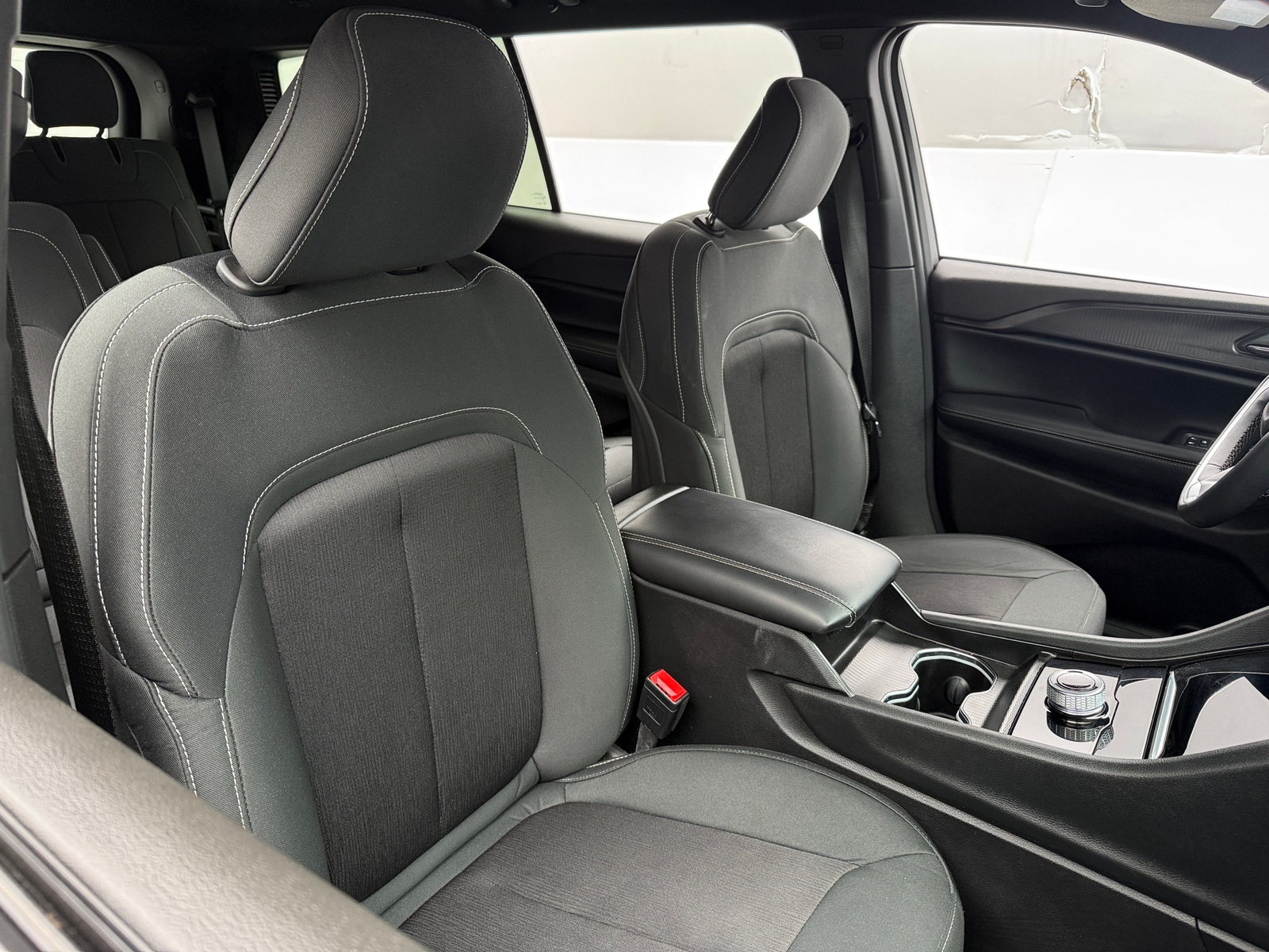 Thumbnail: 2024 Jeep Grand Cherokee L - 2