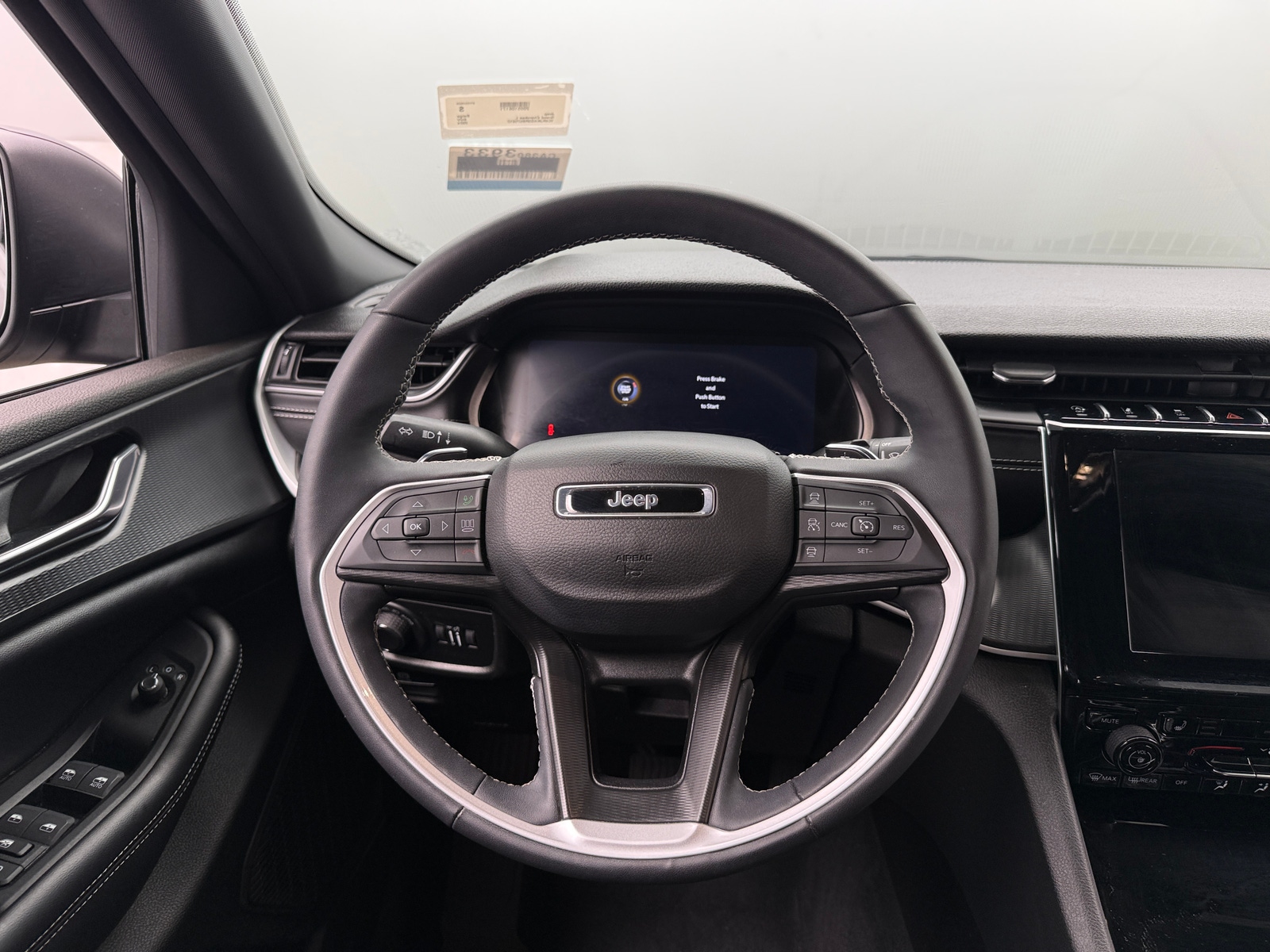 Thumbnail: 2024 Jeep Grand Cherokee L - 5