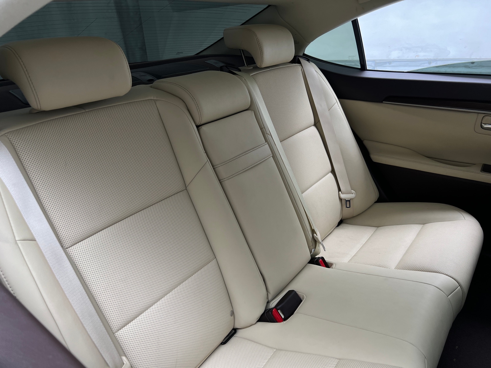 Thumbnail: 2017 Lexus ES - 5