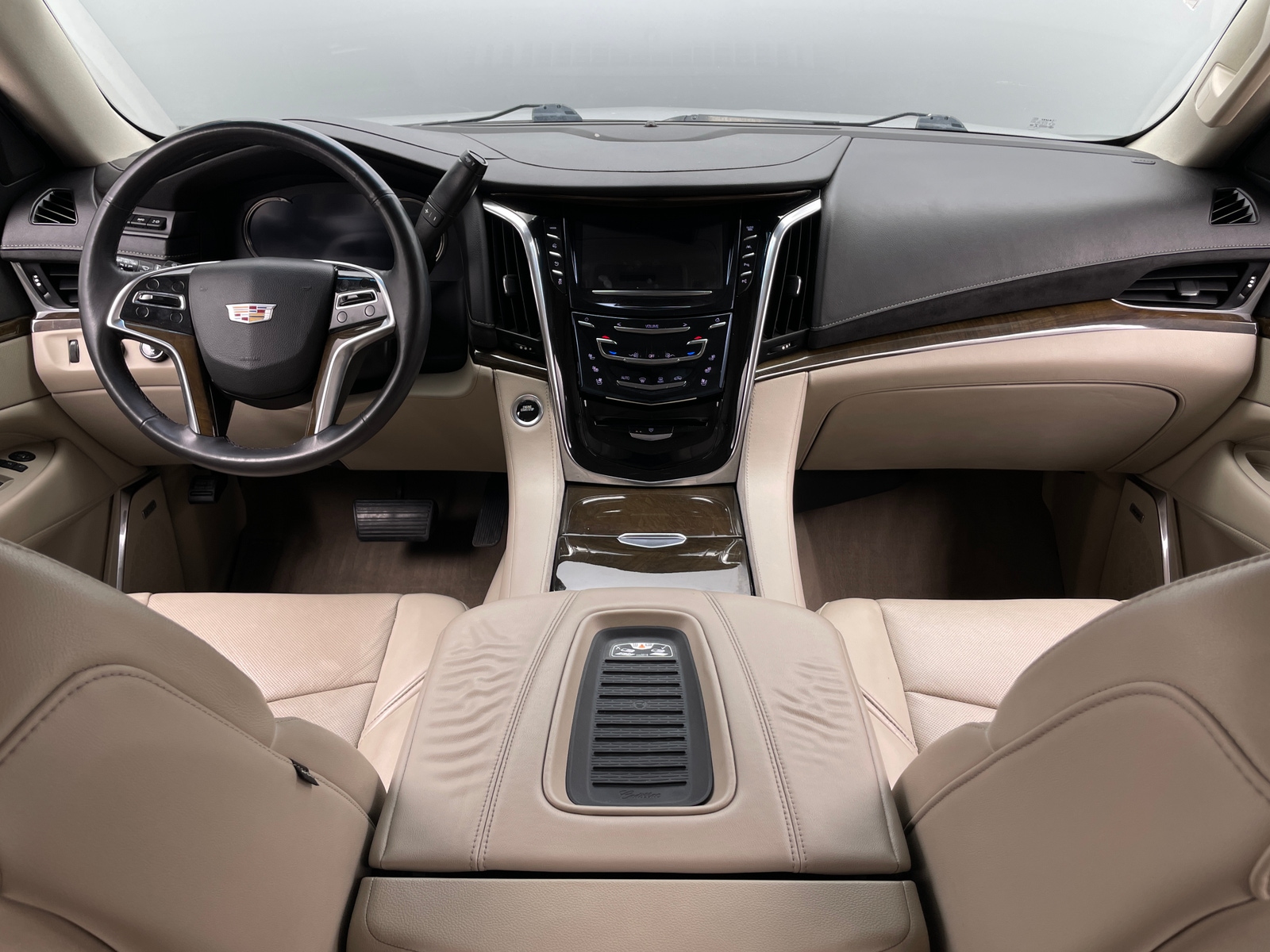 Thumbnail: 2018 Cadillac Escalade - 2