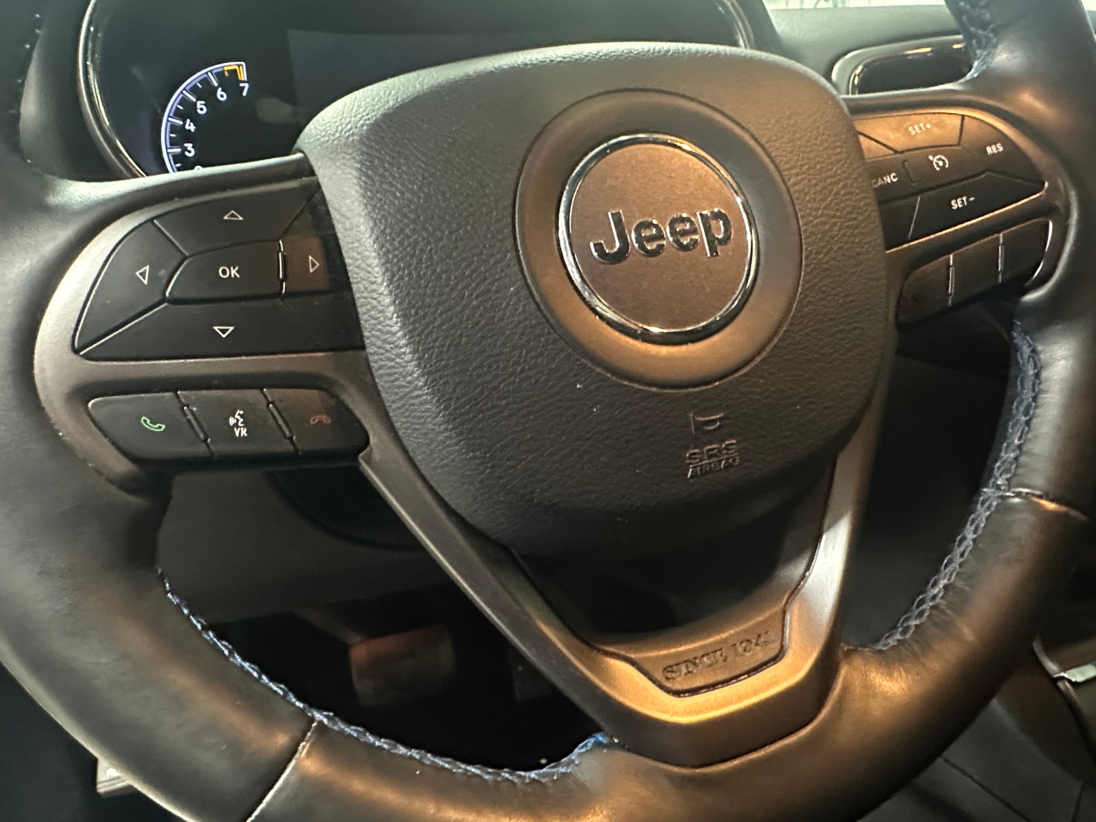Thumbnail: 2019 Jeep Grand Cherokee - 5