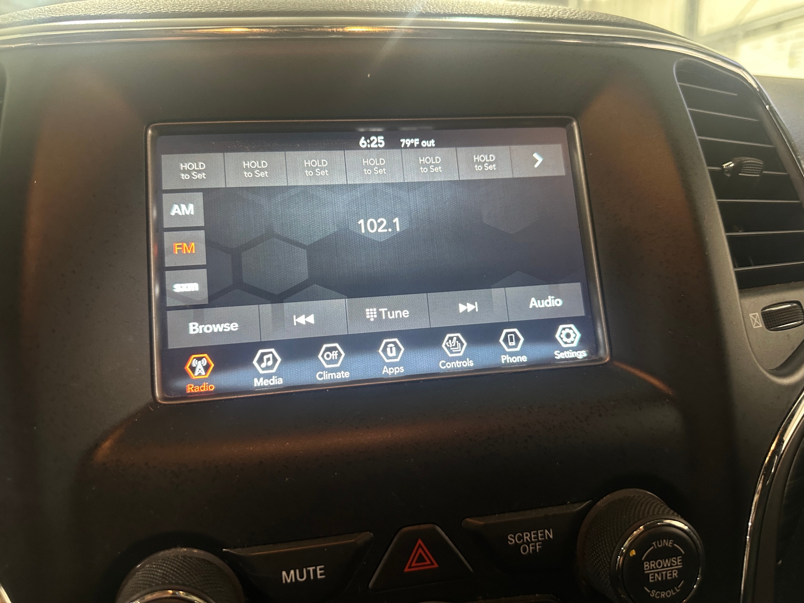 Thumbnail: 2019 Jeep Grand Cherokee - 4