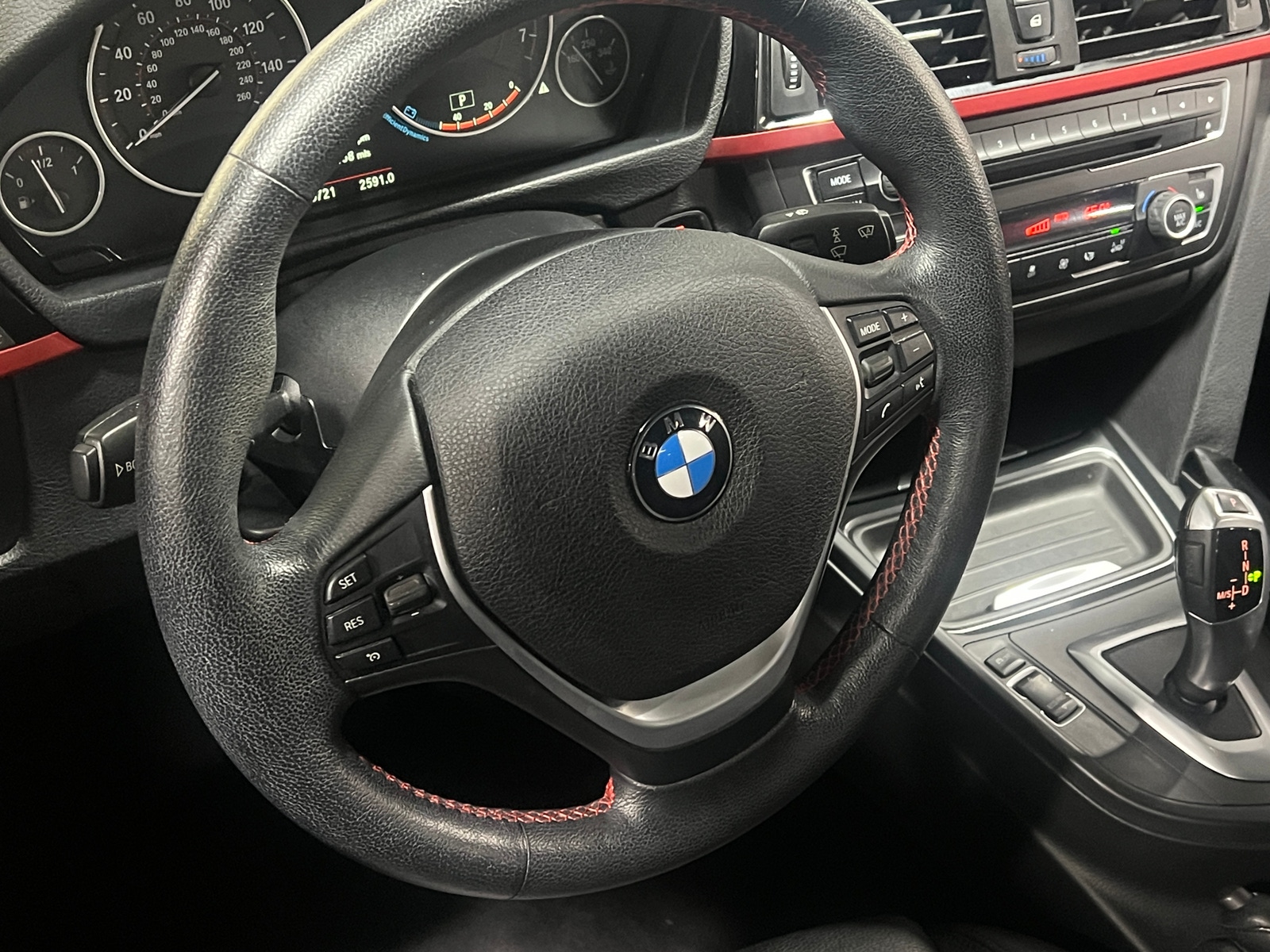 Thumbnail: 2013 BMW 3 Series - 4