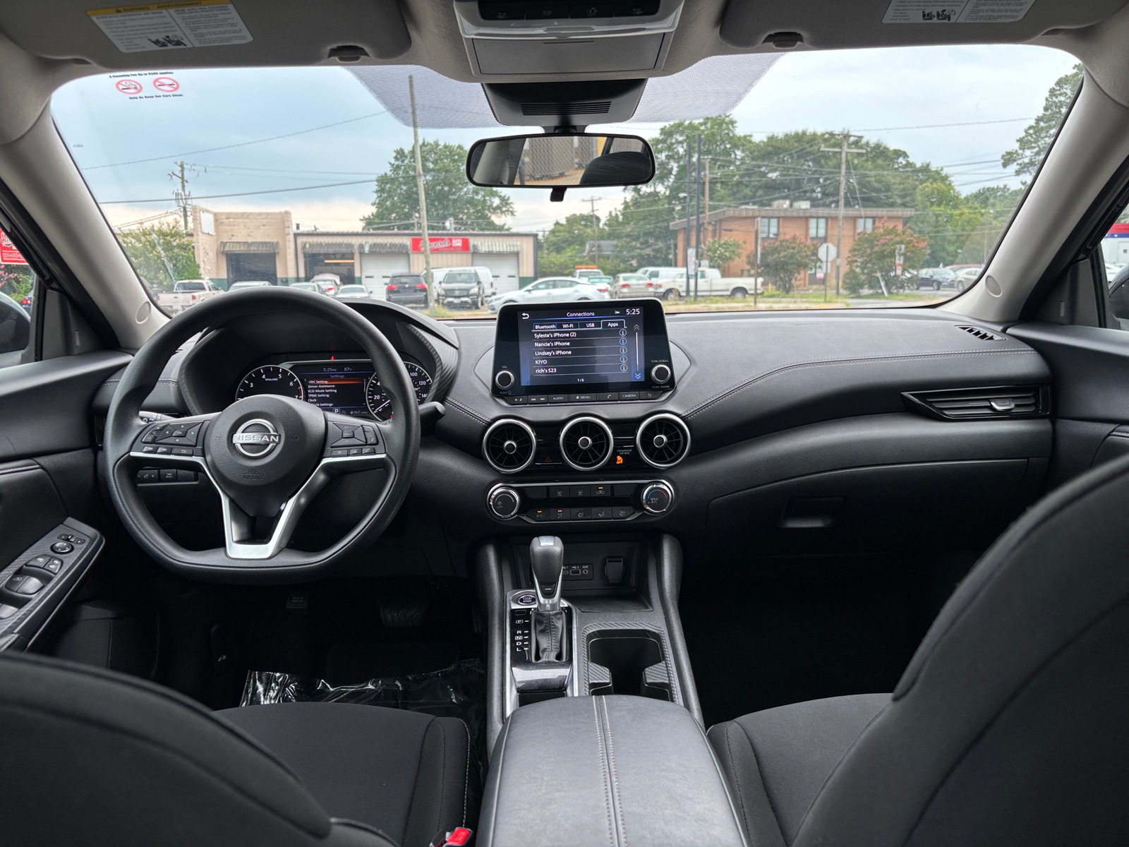 Thumbnail: 2025 Nissan Sentra - 3
