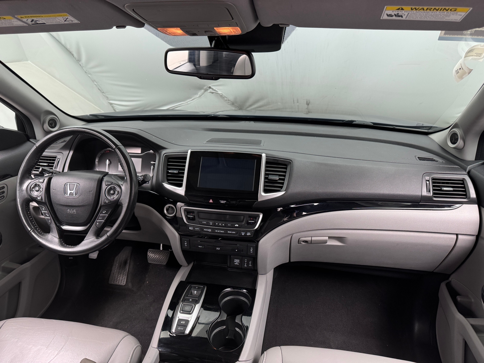 Thumbnail: 2017 Honda Pilot - 2