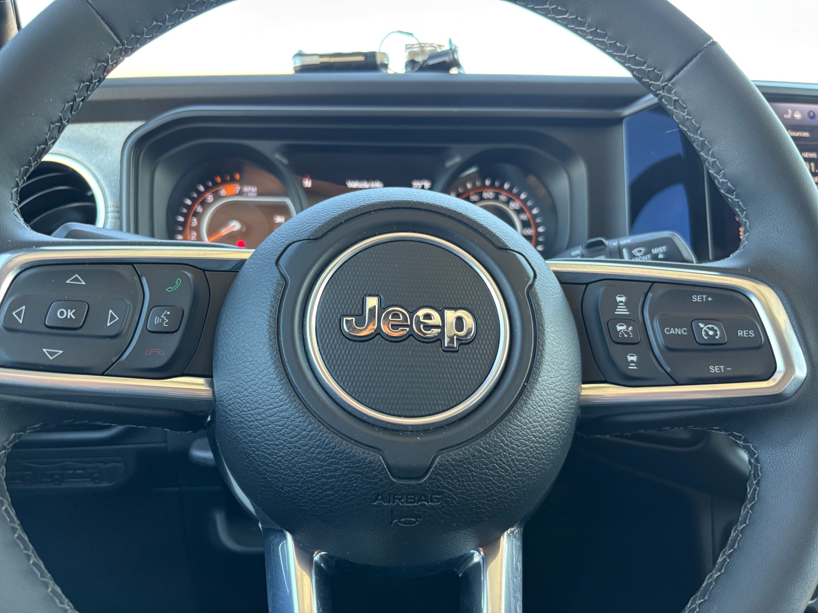 Thumbnail: 2025 Jeep Wrangler - 5