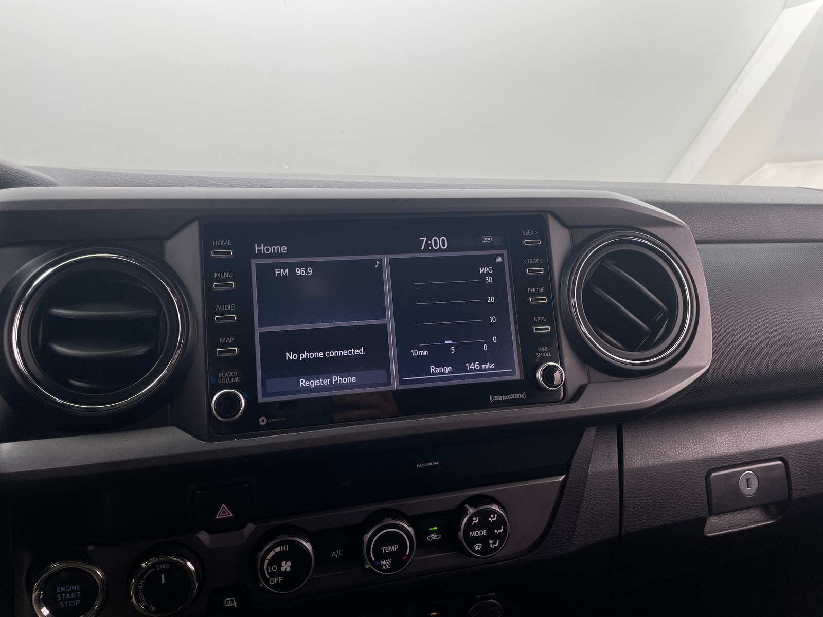 Thumbnail: 2020 Toyota Tacoma - 4