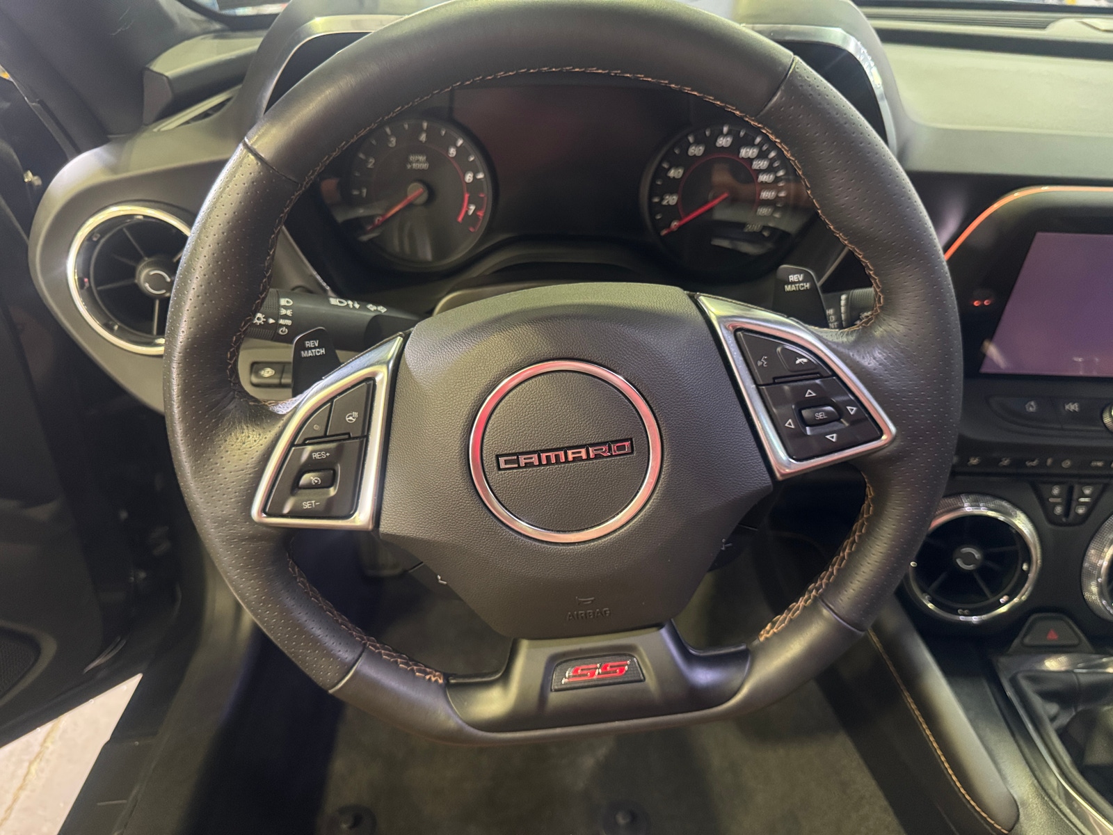 Thumbnail: 2018 Chevrolet Camaro - 3