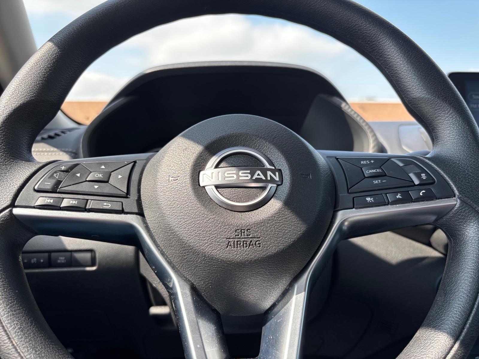 Thumbnail: 2025 Nissan Sentra - 5