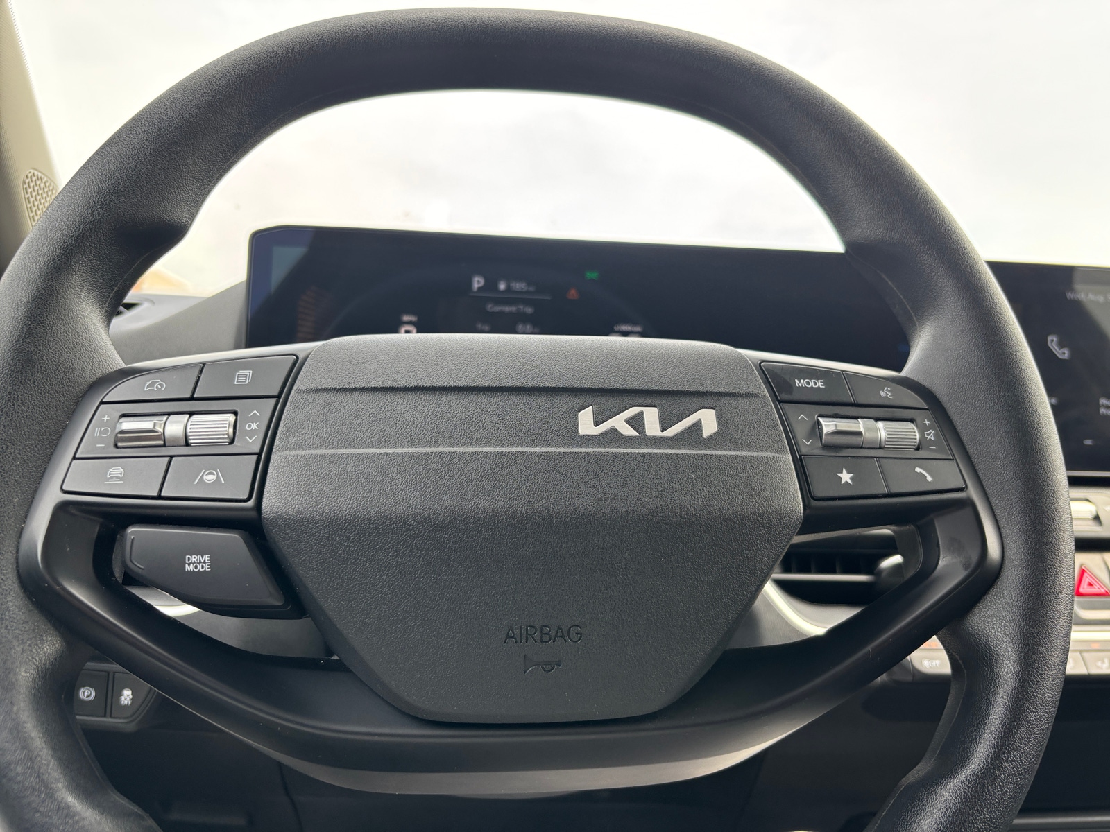 Thumbnail: 2025 Kia K4 - 4