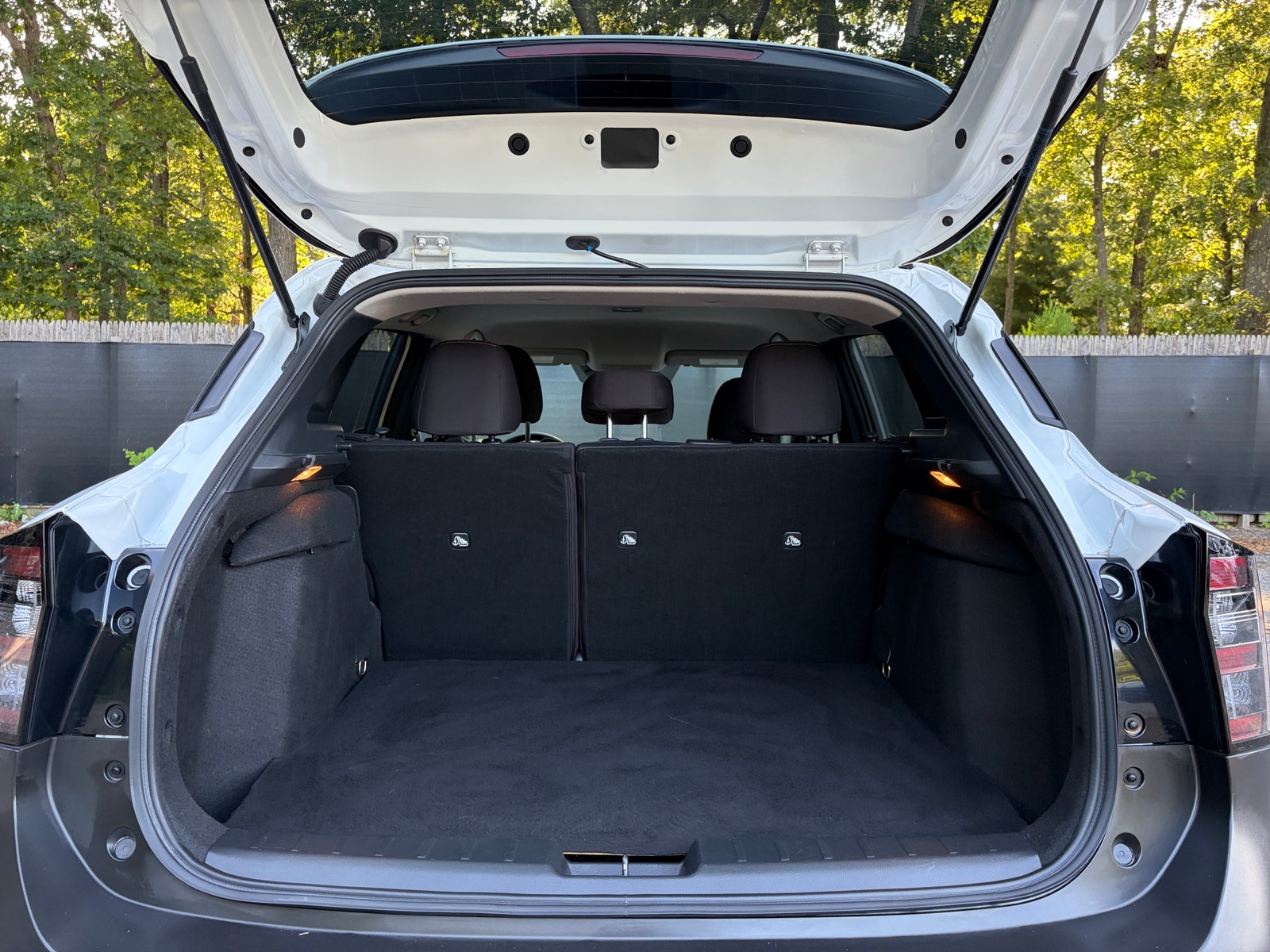 Thumbnail: 2026 Nissan Kicks - 6