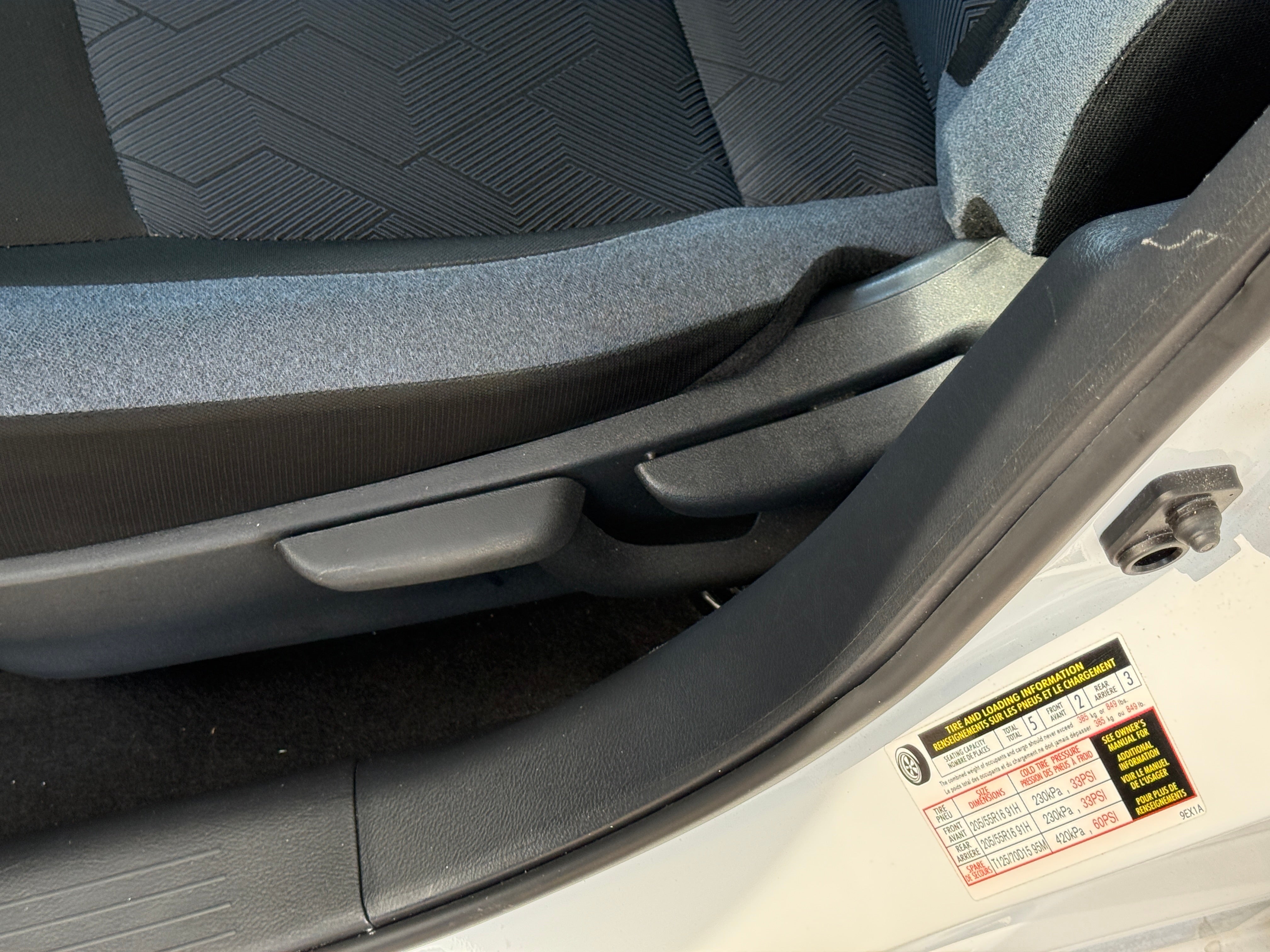 2025 Nissan Versa Sedan SV - Photo 5
