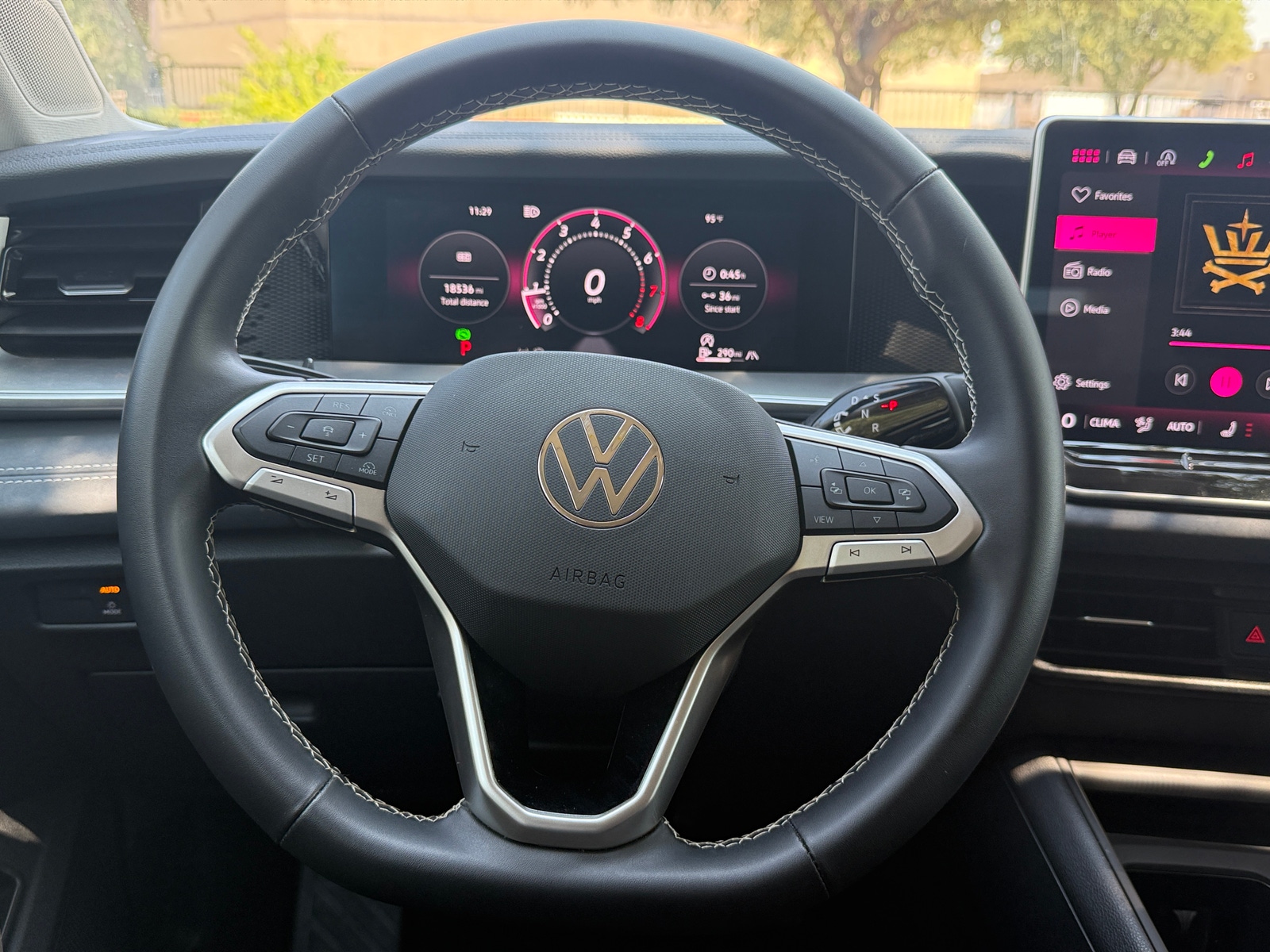 Thumbnail: 2026 Volkswagen Tiguan - 4