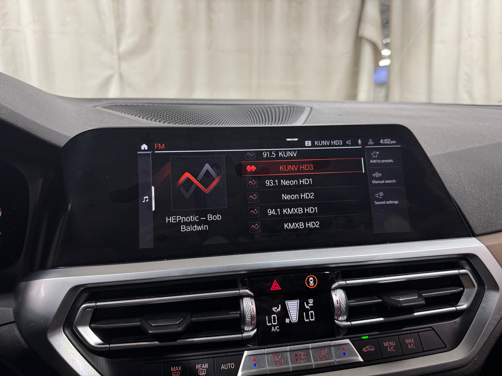 Thumbnail: 2021 BMW 3 Series - 3