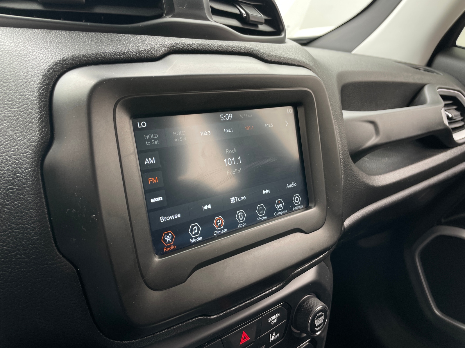Thumbnail: 2021 Jeep Renegade - 4